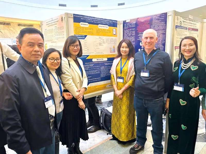 Đại hội các nhà ngôn ngữ Á - Âu lần thứ nhất tại Thủ đô Mát-xcơ-va, Liên bang Nga