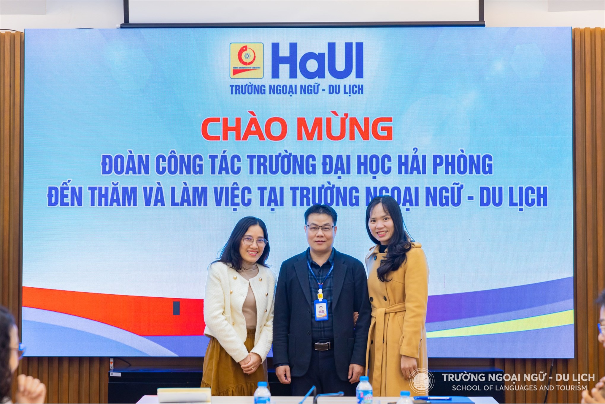 Đón tiếp và làm việc với đoàn công tác Đại học Hải Phòng