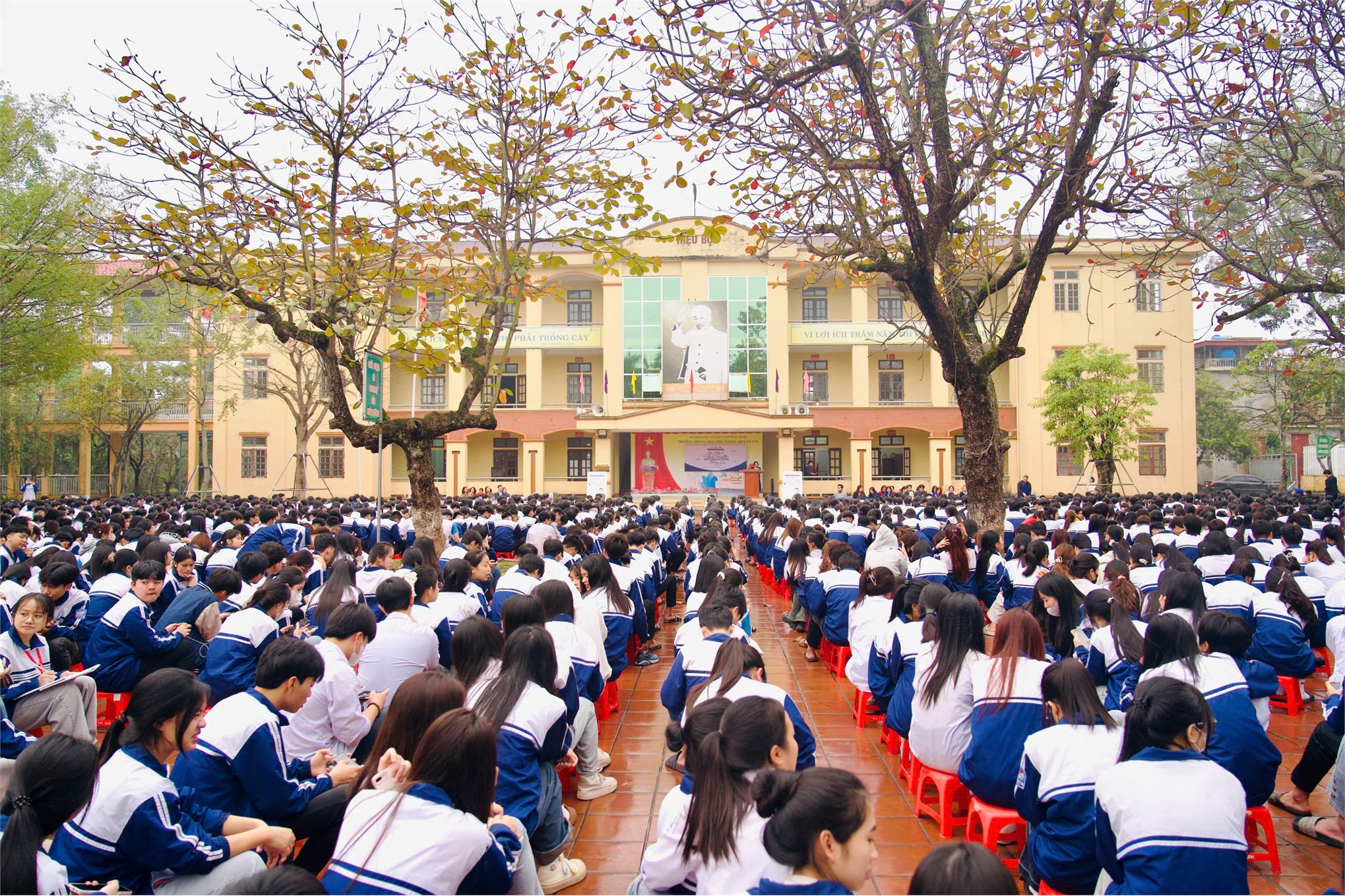 Trường Ngoại ngữ - Du lịch đồng hành cùng học sinh tỉnh Thái Bình, Nam Định trên hành trình chinh phục ước mơ