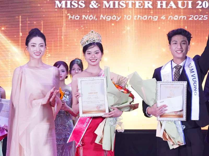 Sinh viên Trường Ngoại ngữ - Du lịch đăng quang ngôi vị Hoa khôi Sinh viên thanh lịch - tài năng HaUI năm 2025