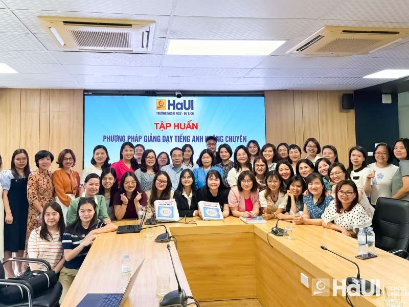 Tập huấn "Phương pháp giảng dạy tiếng Anh không chuyên" dành cho giảng viên Trường Ngoại ngữ – Du lịch