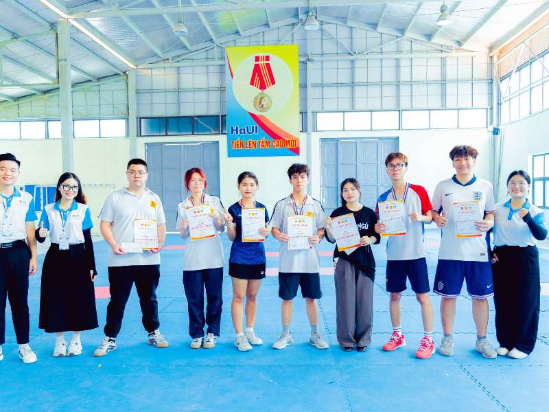 Bùng nổ Chung kết Hội thao "Lớp tôi khoẻ" tại cơ sở Hà Nam