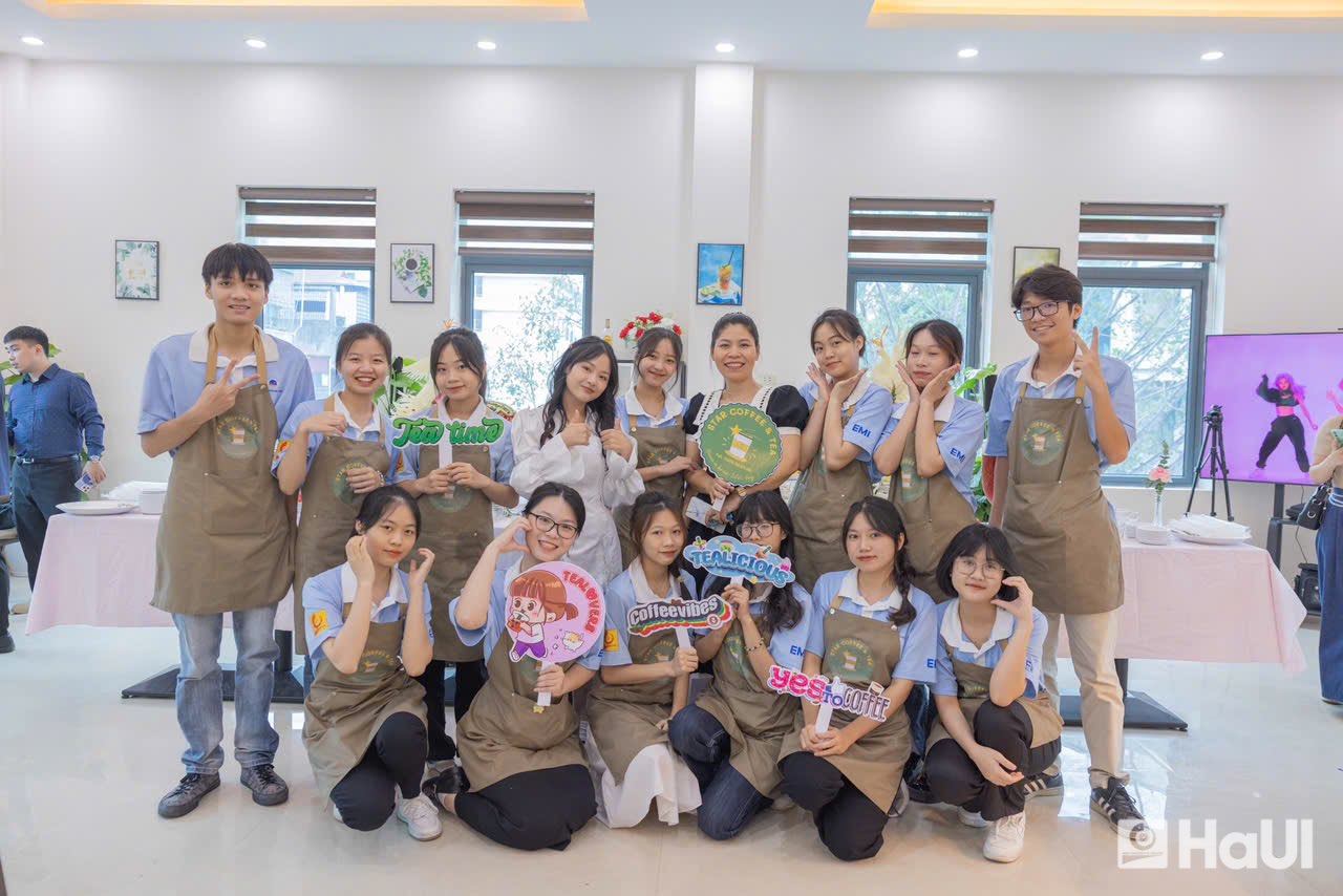 Học đại học bằng tiếng Anh tại Trường Đại học Công nghiệp Hà Nội: Lựa chọn của những người trẻ sẵn sàng hội nhập