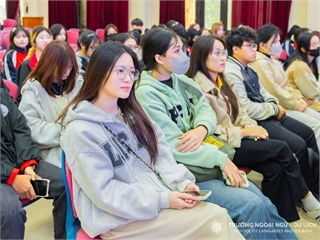 Trường Ngoại ngữ - Du lịch tổ chức Hội nghị Lớp trưởng, Bí thư Chi đoàn: Phát huy vai trò kết nối, nâng cao chất lượng quản lý sinh viên