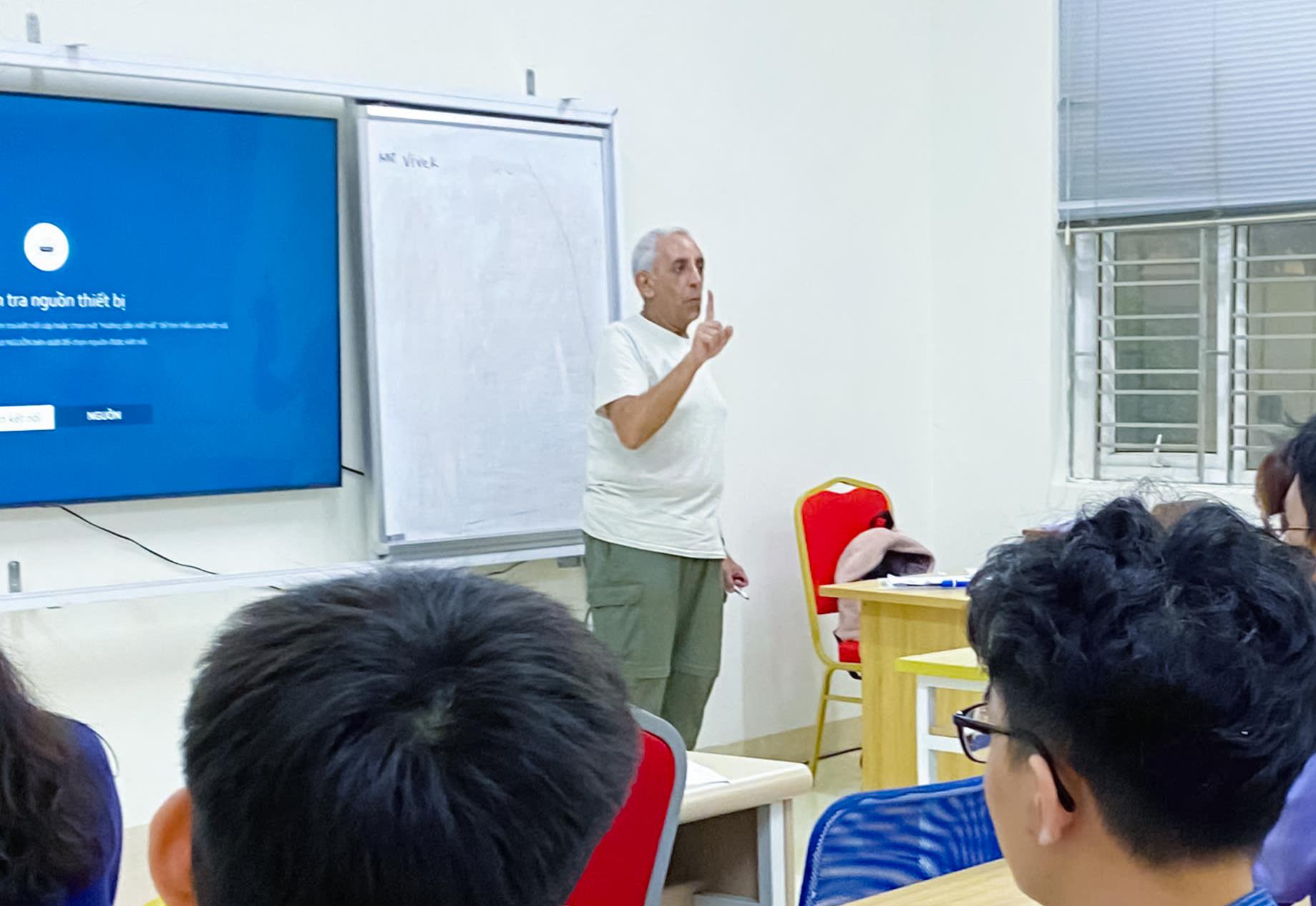 Tình nguyện viên quốc tế – Những sứ giả giáo dục nhân văn