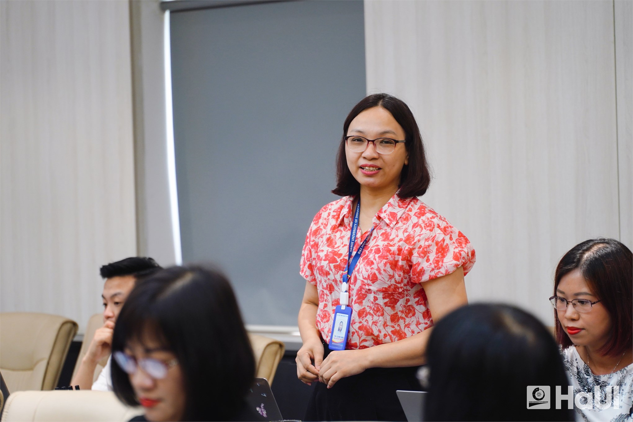 Đề án `Tiếng Anh là ngôn ngữ thứ hai`: Tiếng nói và giải pháp từ tọa đàm chuyên môn tại Trường Đại học Công nghiệp Hà Nội