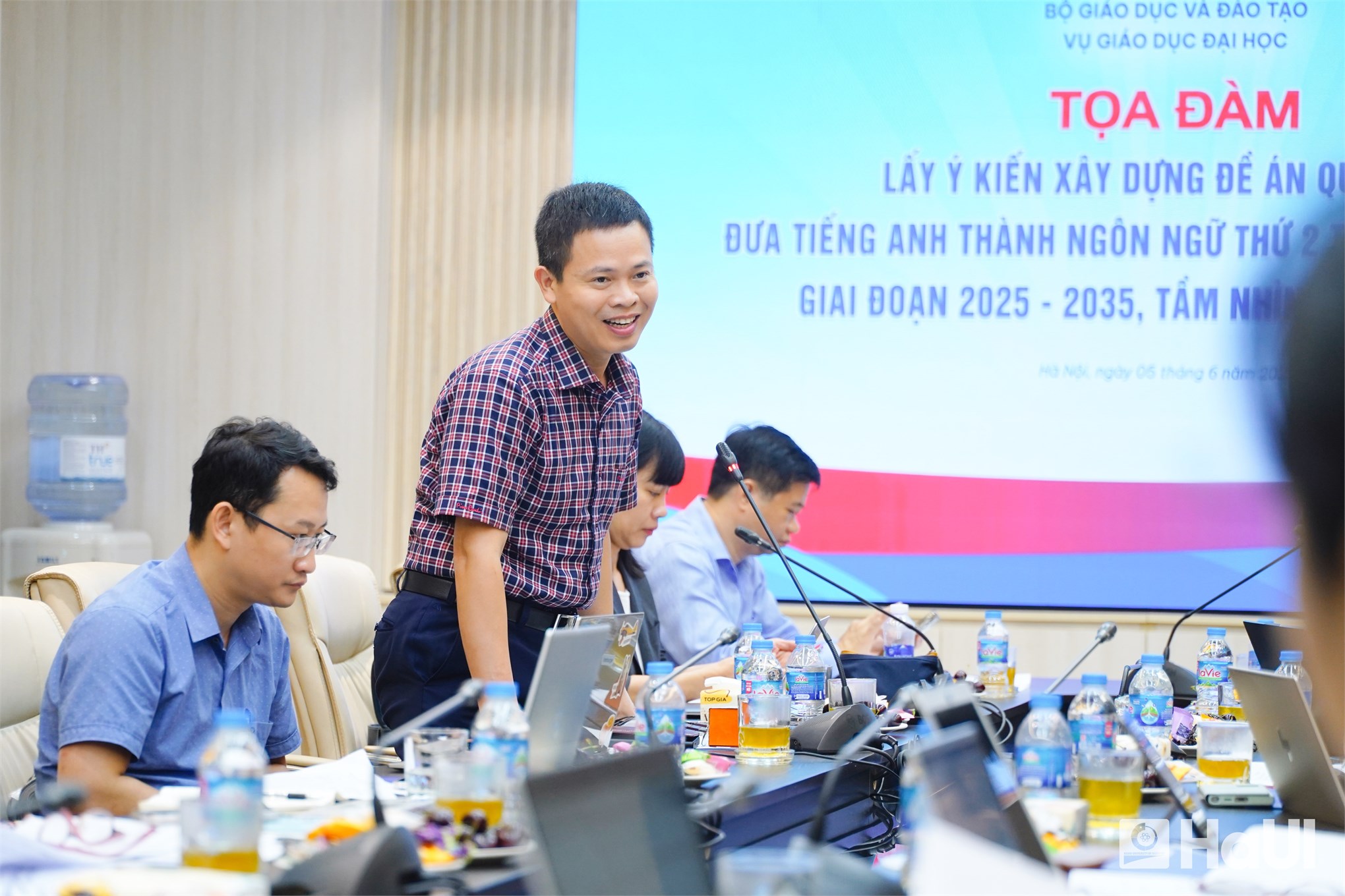Đề án `Tiếng Anh là ngôn ngữ thứ hai`: Tiếng nói và giải pháp từ tọa đàm chuyên môn tại Trường Đại học Công nghiệp Hà Nội