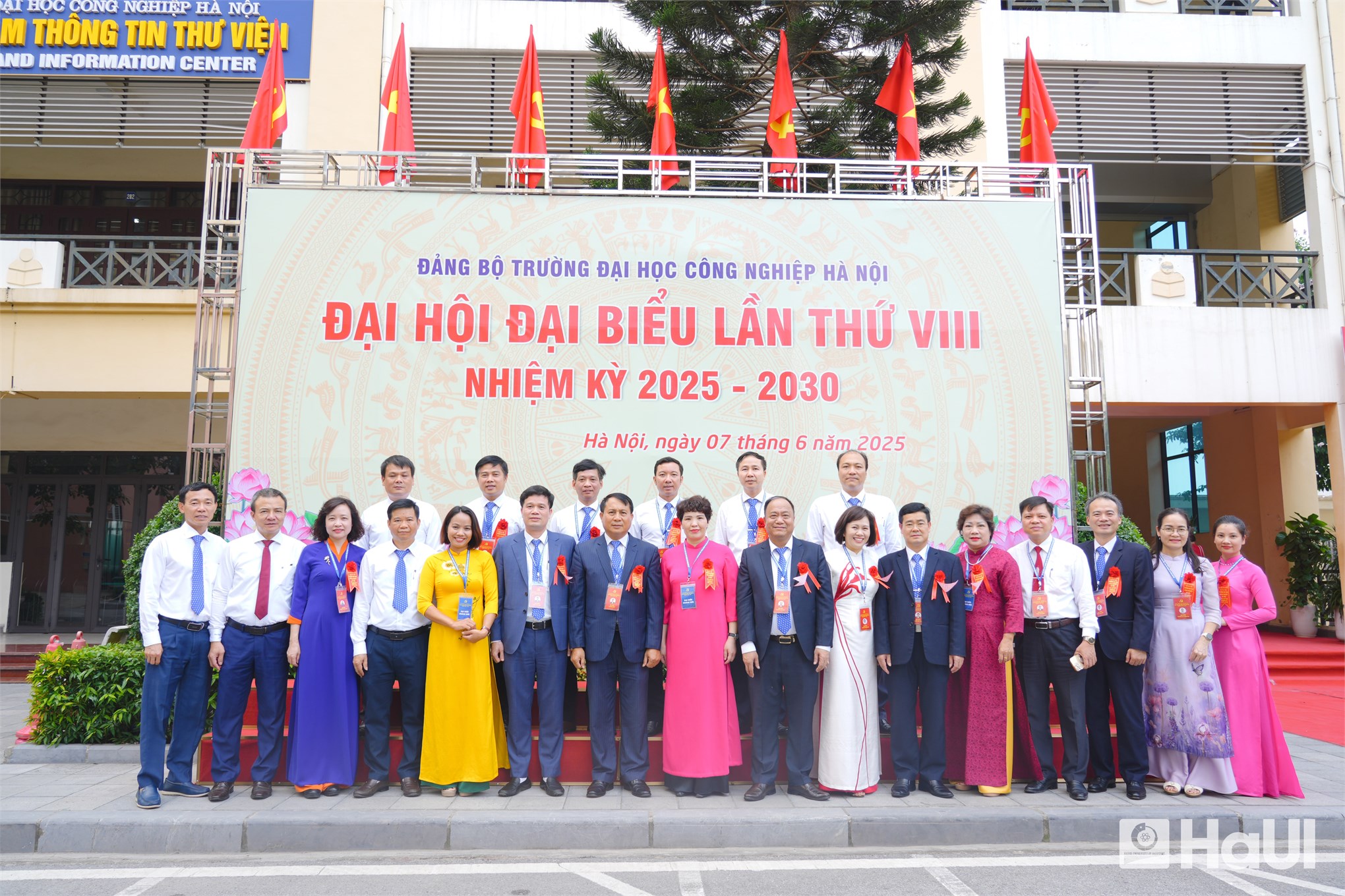 Đại hội Đại biểu Đảng bộ Trường Đại học Công nghiệp Hà Nội lần thứ VIII: Phát huy sức mạnh đại đoàn kết, khai phóng trí tuệ để tạo đột phá trong kỷ nguyên mới