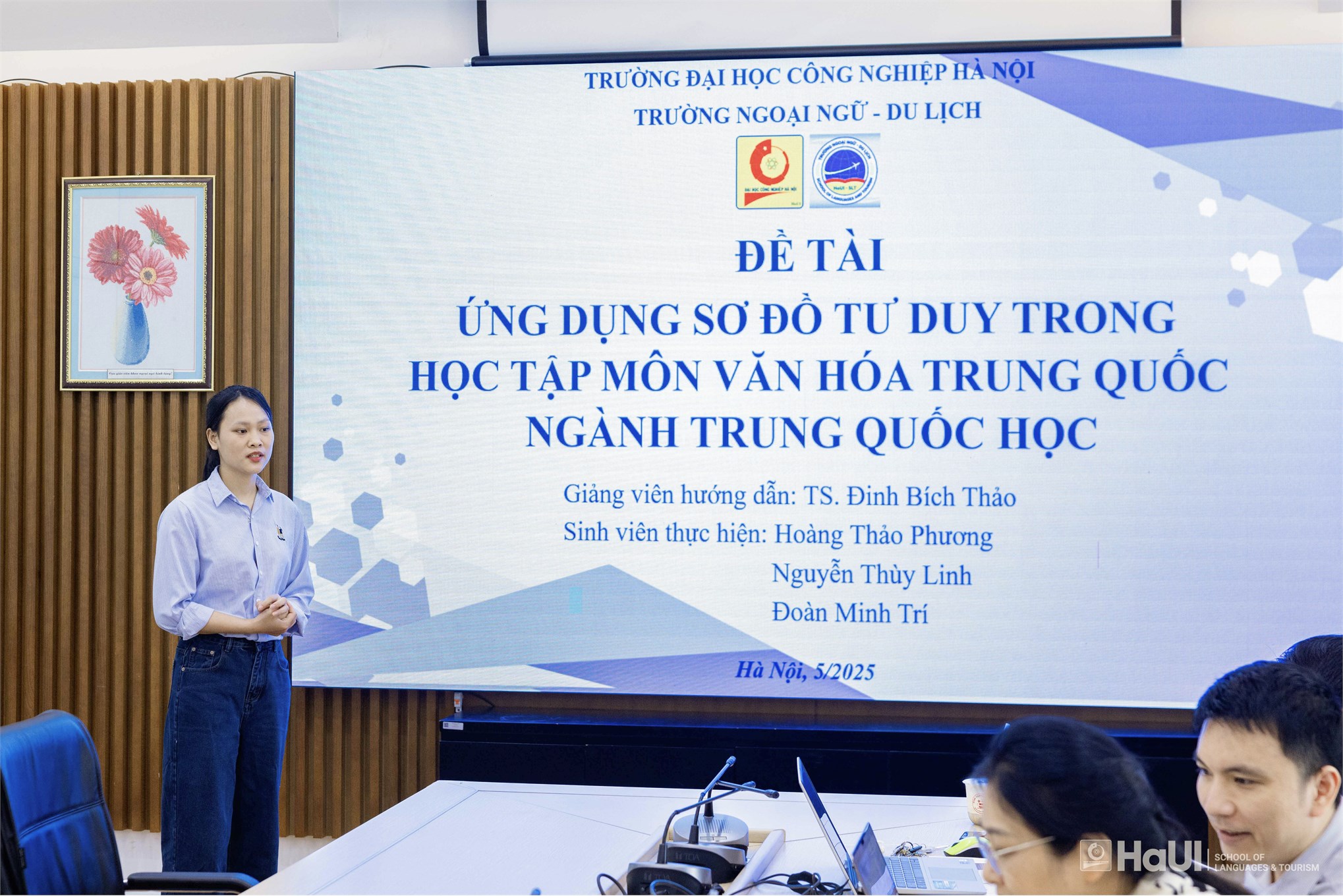 Trường Ngoại ngữ - Du lịch, Trường Đại học Công nghiệp Hà Nội tổ chức nghiệm thu đề tài nghiên cứu khoa học sinh viên