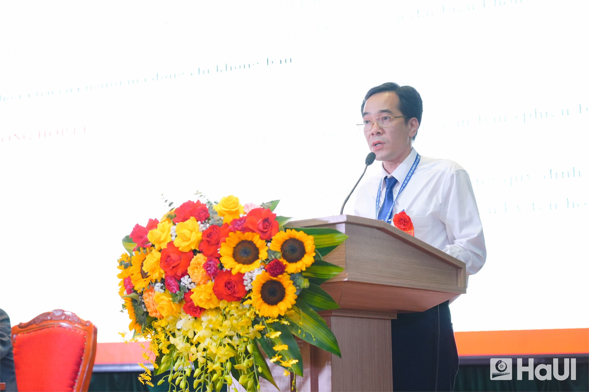 Đại hội Đại biểu Đảng bộ Trường Đại học Công nghiệp Hà Nội lần thứ VIII: Phát huy sức mạnh đại đoàn kết, khai phóng trí tuệ để tạo đột phá trong kỷ nguyên mới