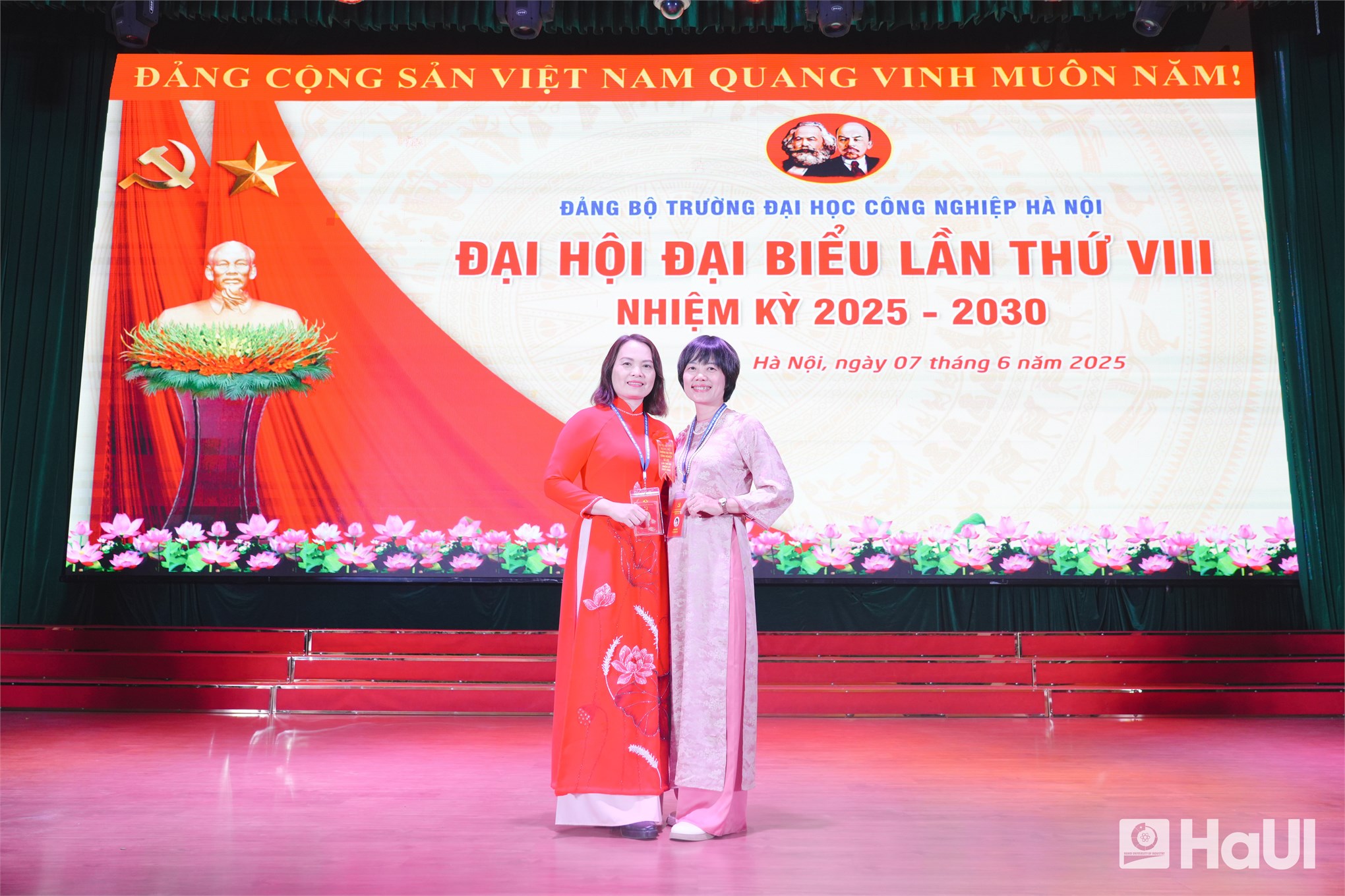 Đại hội Đại biểu Đảng bộ Trường Đại học Công nghiệp Hà Nội lần thứ VIII: Phát huy sức mạnh đại đoàn kết, khai phóng trí tuệ để tạo đột phá trong kỷ nguyên mới