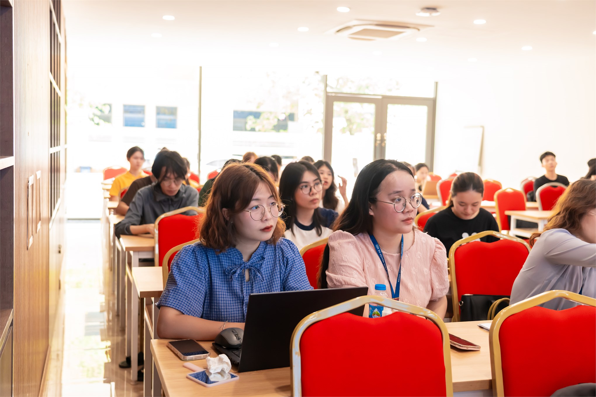 Tọa đàm “Đào tạo Ngôn ngữ Hàn Quốc gắn với Business Analyst trong xu thế hội nhập”