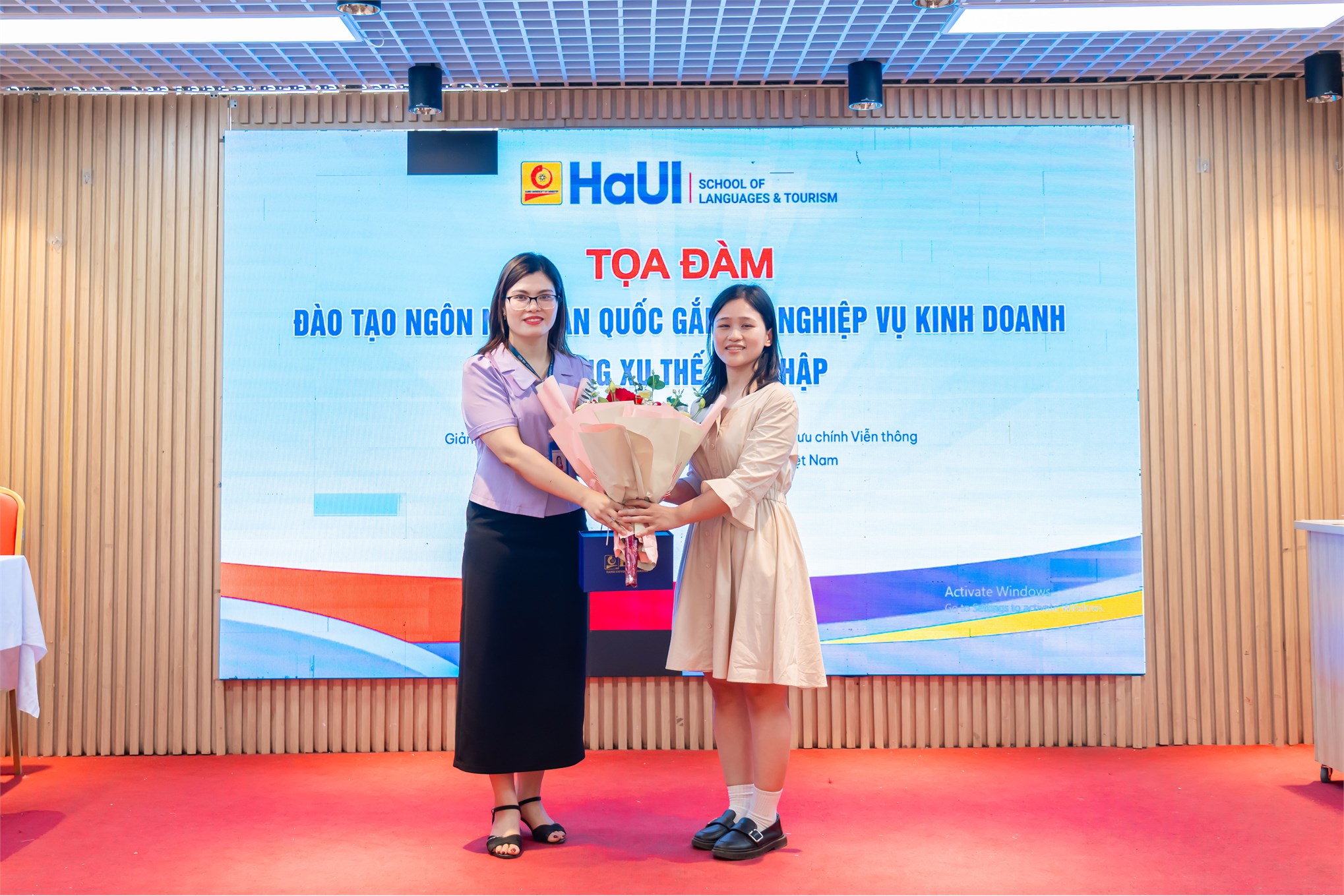 Tọa đàm “Đào tạo Ngôn ngữ Hàn Quốc gắn với Business Analyst trong xu thế hội nhập”