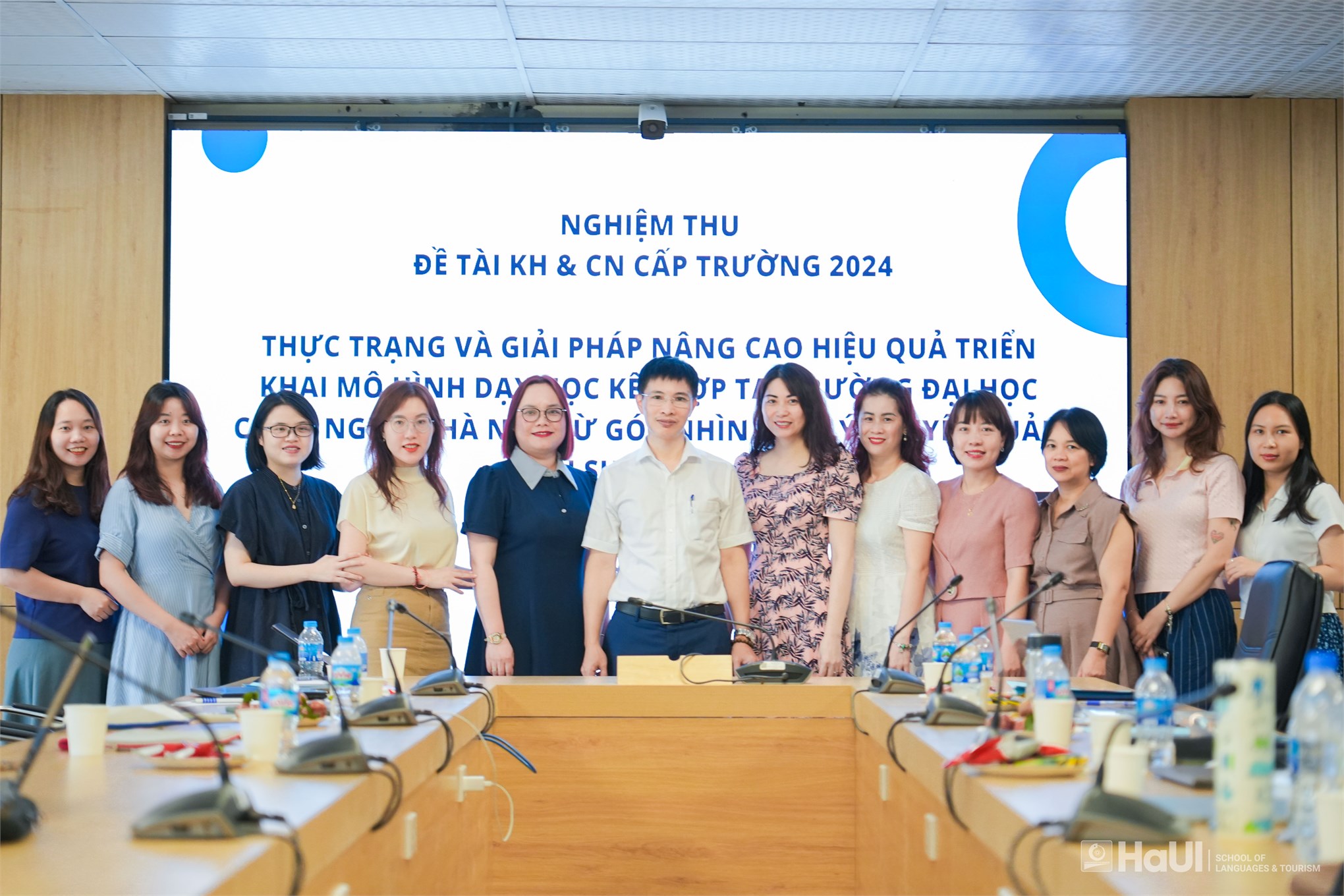 Nghiệm thu đề tài nghiên cứu khoa học cấp trường về mô hình dạy học kết hợp tại Trường Đại học Công nghiệp Hà Nội
