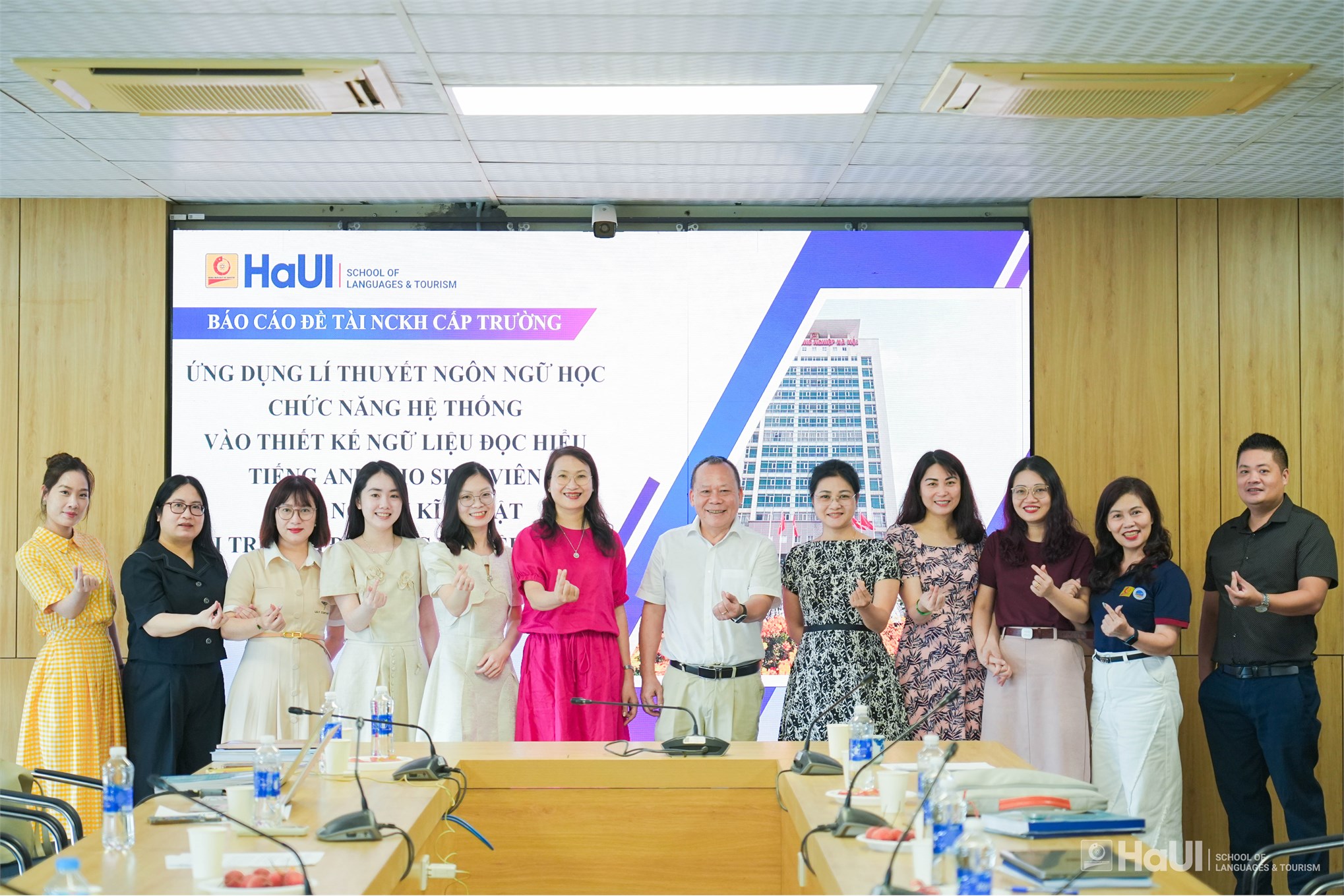 Nghiệm thu đề tài nghiên cứu khoa học cấp Trường về ứng dụng lí thuyết ngôn ngữ học chức năng hệ thống vào thiết kế ngữ liệu đọc hiểu tiếng Anh cho sinh viên khối ngành kĩ thuật tại Trường Đại học Công nghiệp Hà Nội