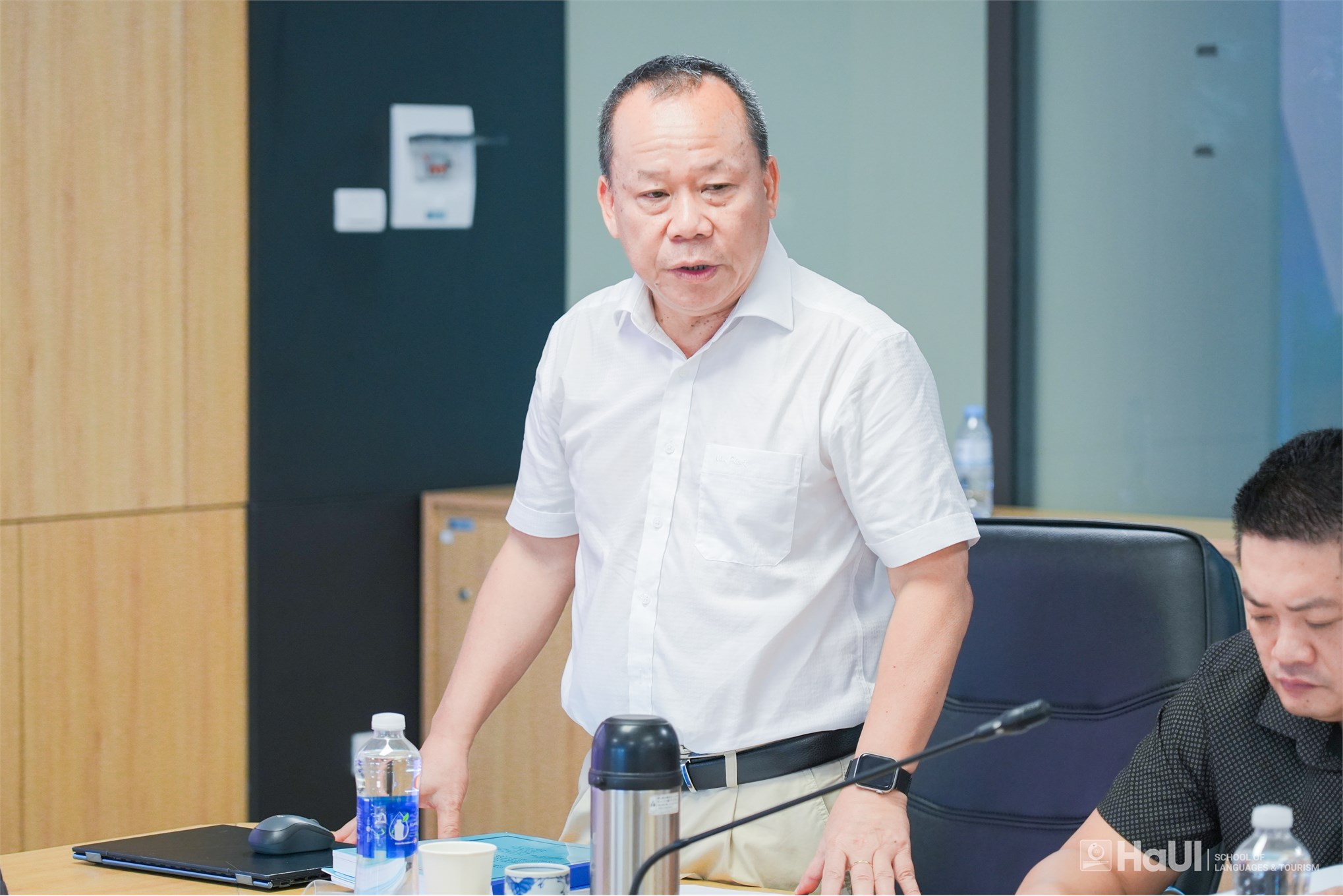 Nghiệm thu đề tài nghiên cứu khoa học cấp Trường về ứng dụng lí thuyết ngôn ngữ học chức năng hệ thống vào thiết kế ngữ liệu đọc hiểu tiếng Anh cho sinh viên khối ngành kĩ thuật tại Trường Đại học Công nghiệp Hà Nội