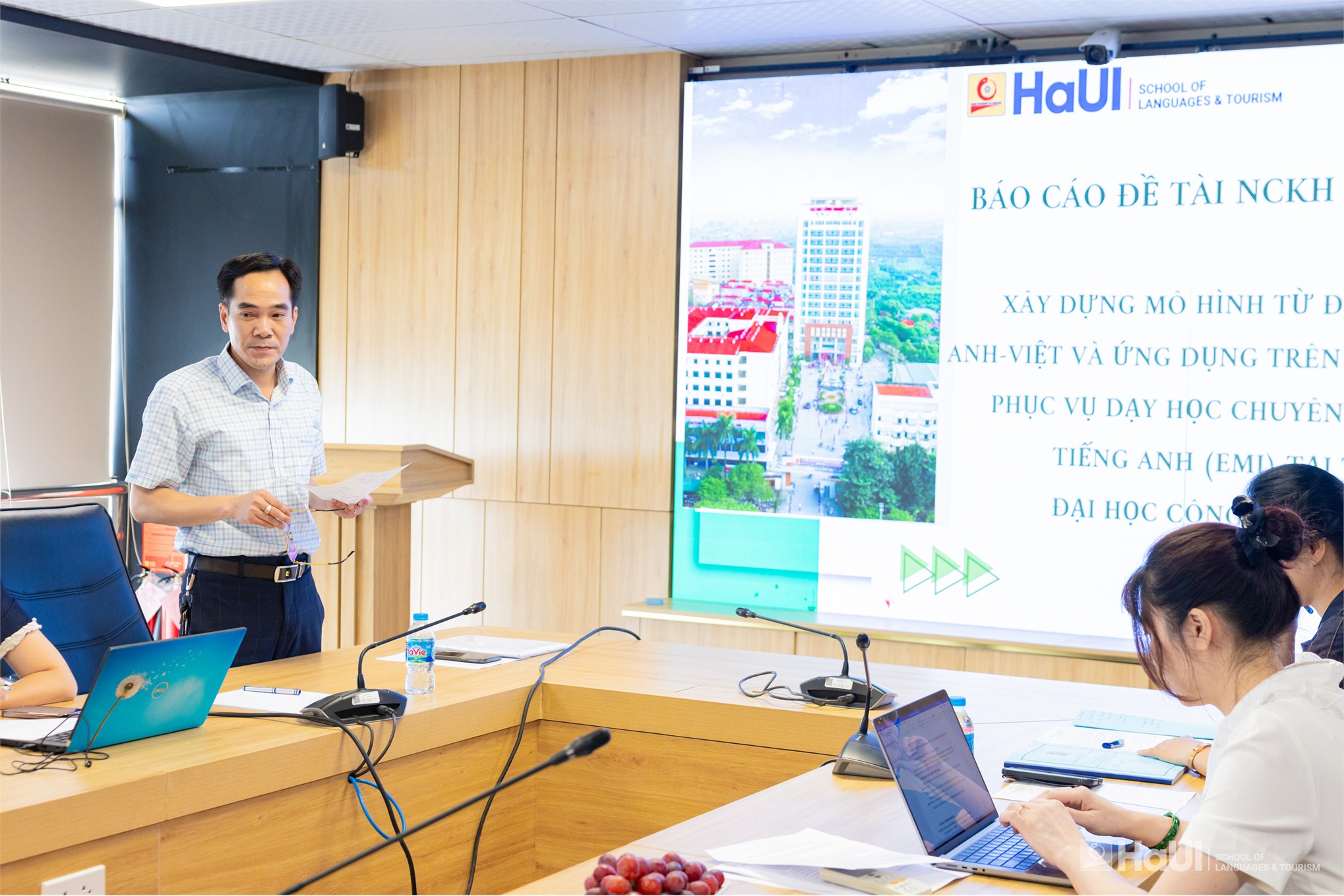 Trường Đại học Công nghiệp Hà Nội nghiệm thu đề tài “Xây dựng mô hình từ điển kĩ thuật Anh – Việt và ứng dụng trên thiết bị điện tử phục vụ giảng dạy học tập chuyên ngành bằng tiếng Anh (EMI)”