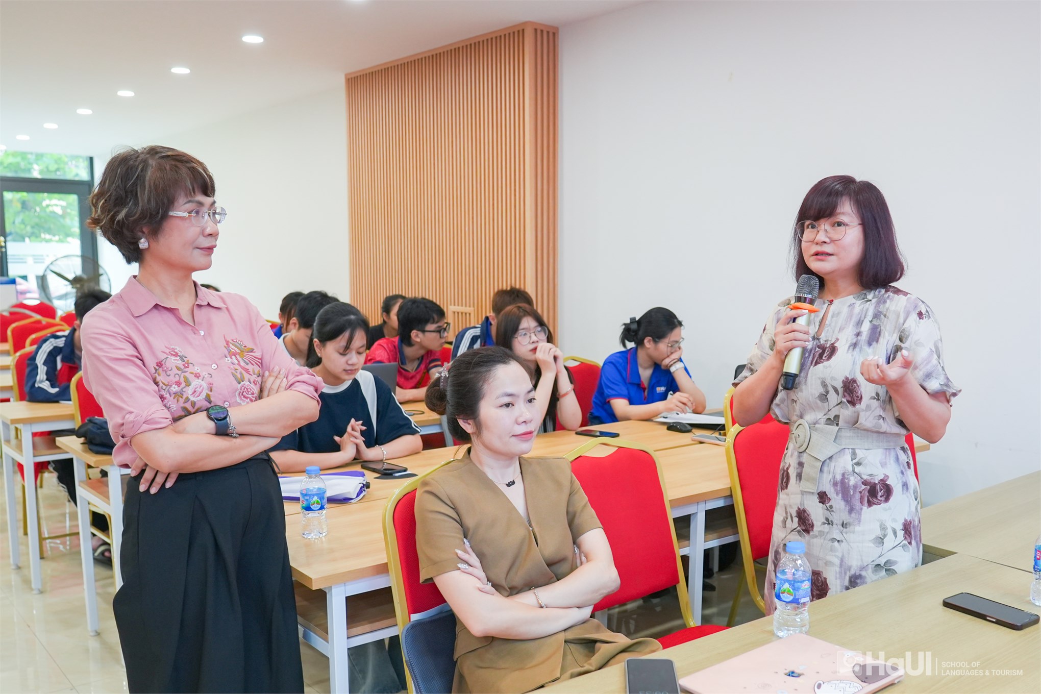 TẬP HUẤN VỀ CÔNG NGHIỆP VĂN HOÁ: KẾT NỐI TRI THỨC – MỞ RỘNG TẦM NHÌN NGHỀ NGHIỆP
