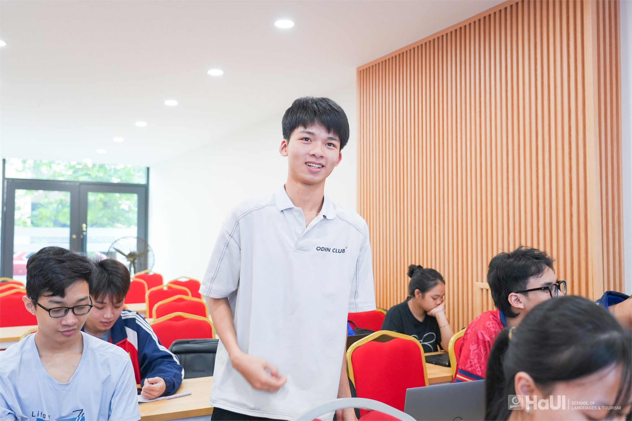 TẬP HUẤN VỀ CÔNG NGHIỆP VĂN HOÁ: KẾT NỐI TRI THỨC – MỞ RỘNG TẦM NHÌN NGHỀ NGHIỆP