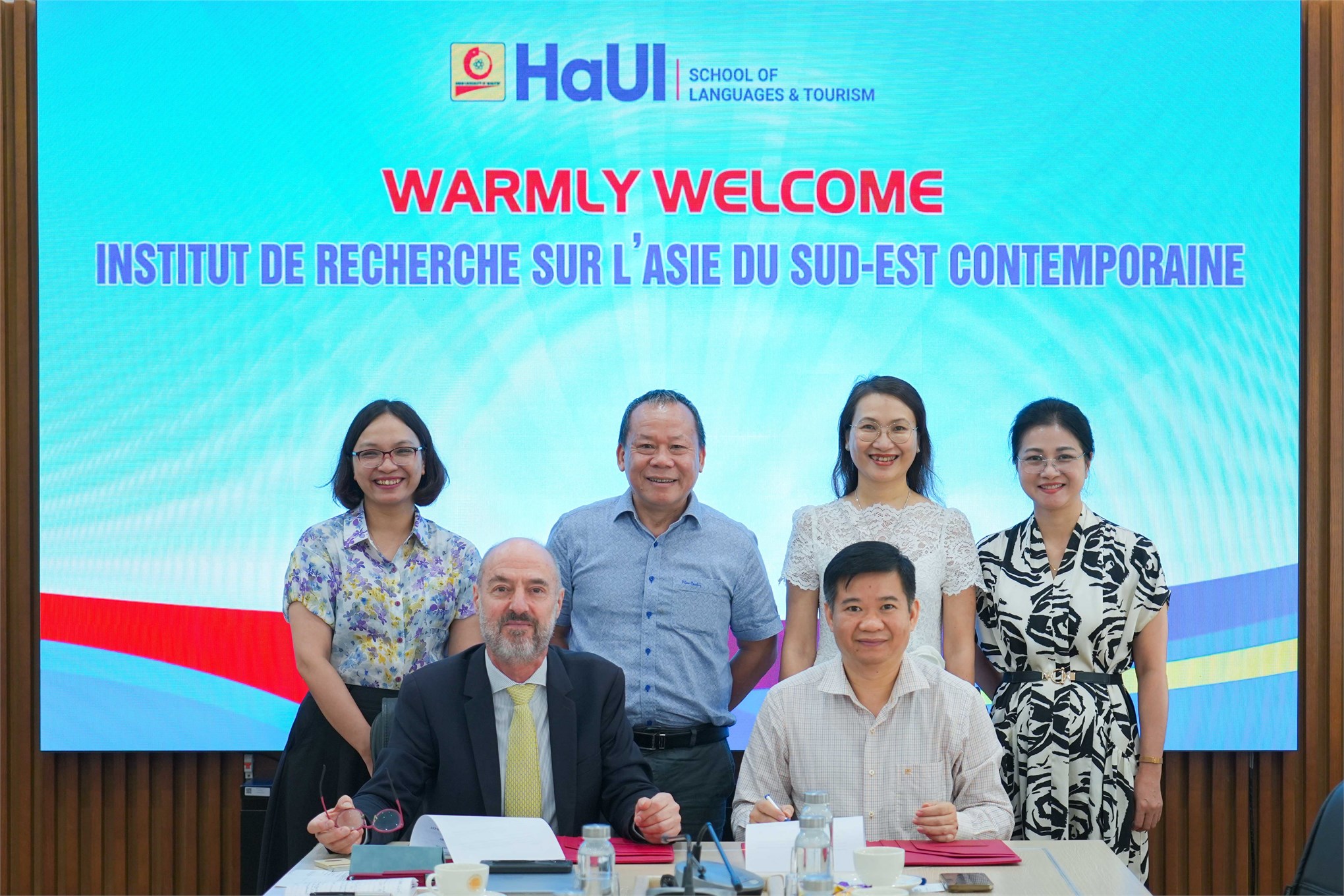Trường Ngoại ngữ – Du lịch mở rộng hợp tác học thuật với Viện IRASEC (Pháp)