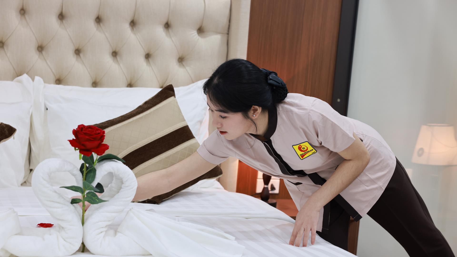 Cuộc thi “Nghiệp vụ Khách sạn giỏi năm 2024” – Sân chơi chuyên môn dành cho sinh viên Du lịch, Khách sạn