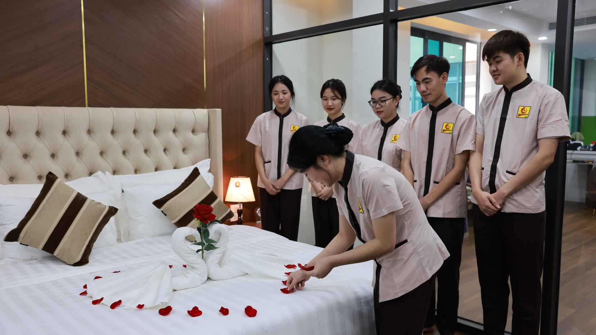 Cuộc thi “Nghiệp vụ Khách sạn giỏi năm 2024” – Sân chơi chuyên môn dành cho sinh viên Du lịch, Khách sạn
