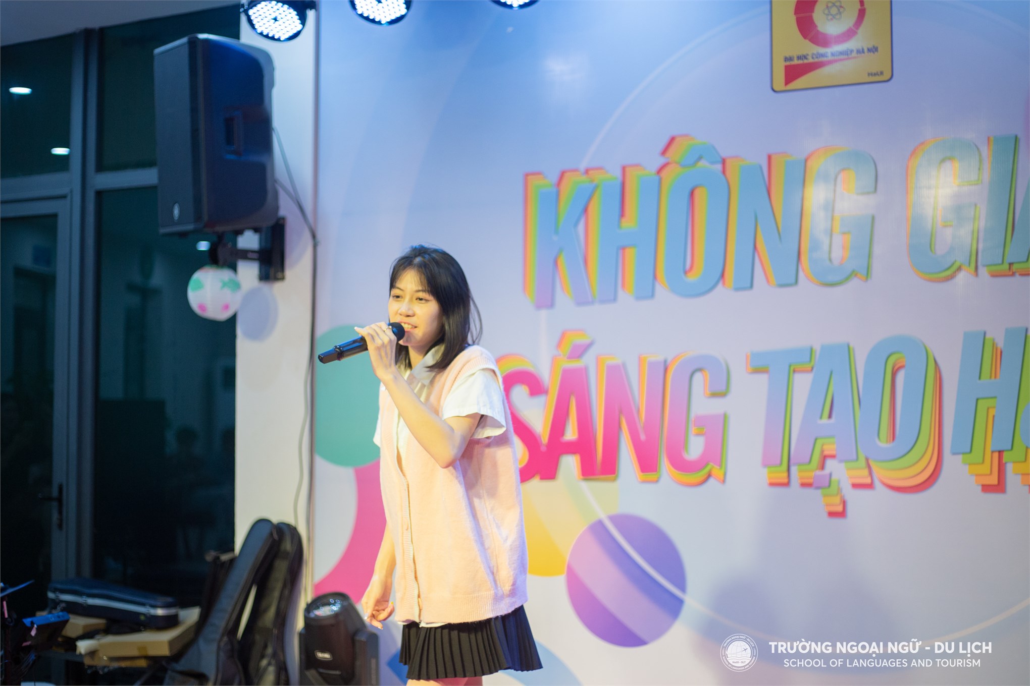 Tỏa sáng tài năng và ngôn ngữ tại cuộc thi “English Golden Voice” 2023
