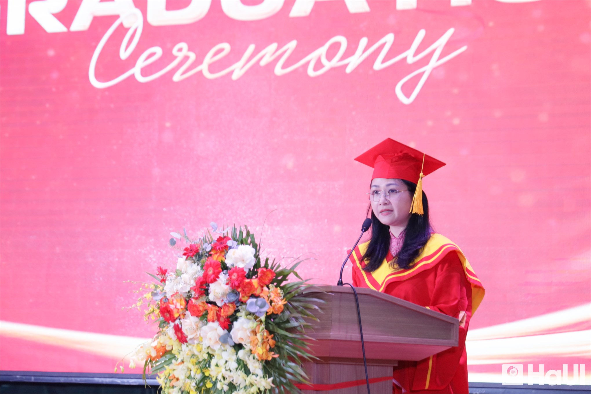 Hơn 600 tân cử nhân Trường Ngoại ngữ – Du lịch, HaUI: khát vọng vươn mình, sẵn sàng hội nhập quốc tế