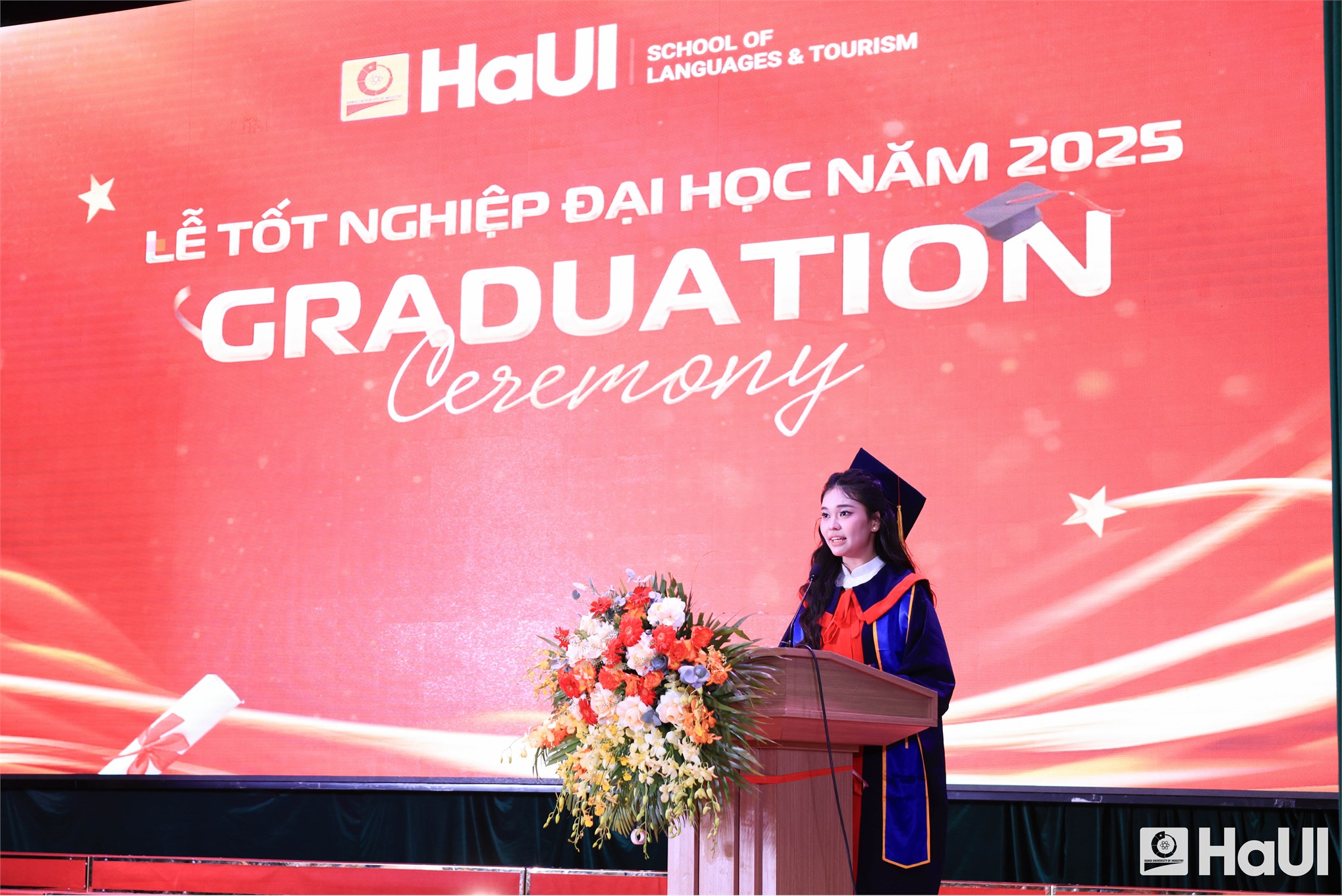 Hơn 600 tân cử nhân Trường Ngoại ngữ – Du lịch, HaUI: khát vọng vươn mình, sẵn sàng hội nhập quốc tế