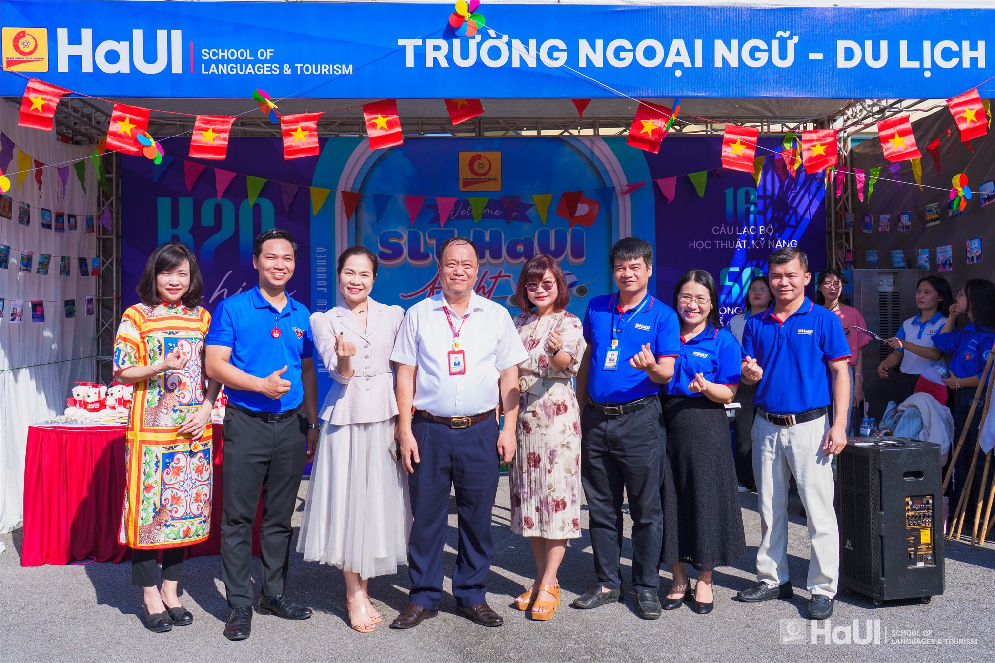 Ngày hội chào đón tân sinh viên K20: Rực rỡ sắc màu tuổi trẻ