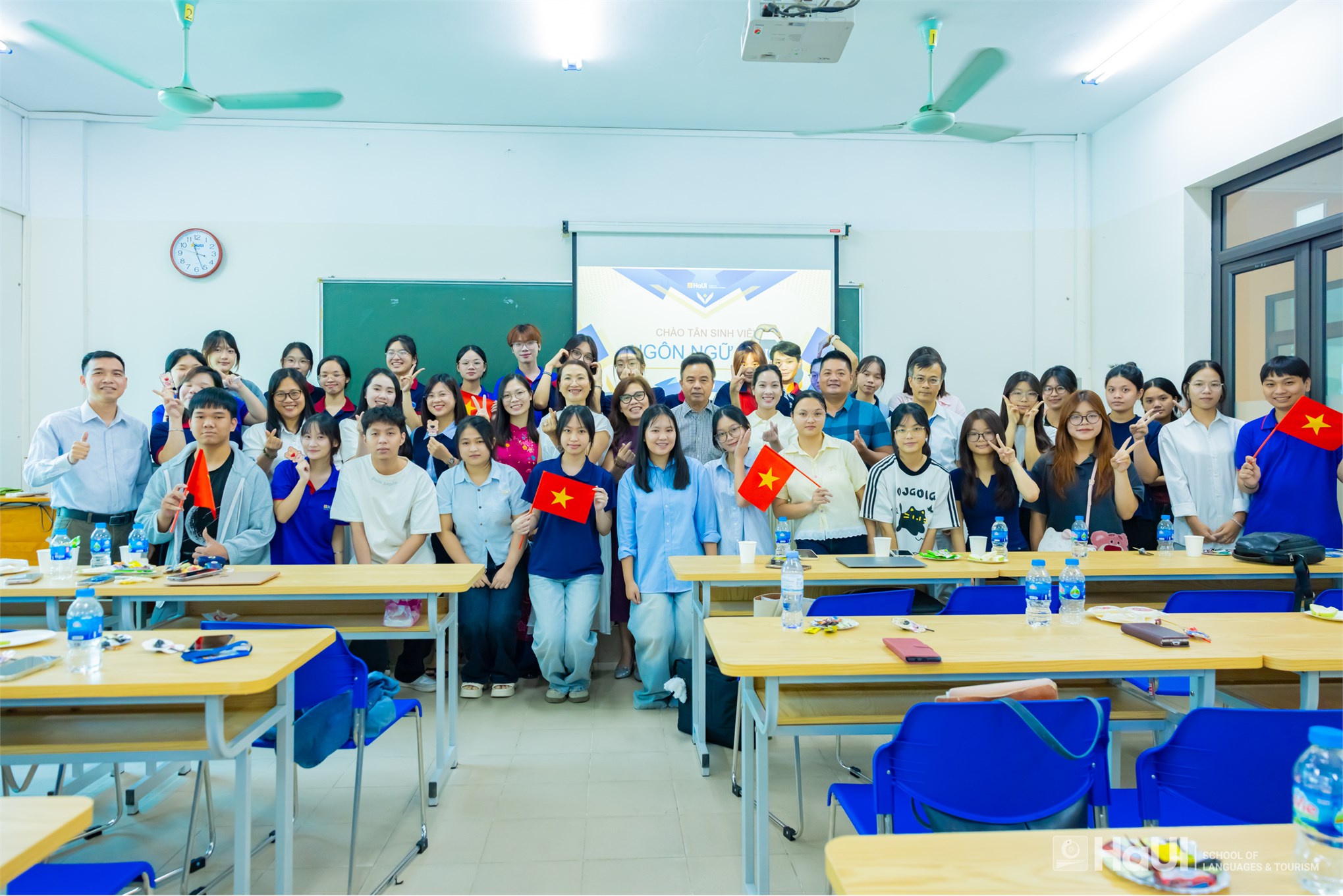 Ngày hội chào đón tân sinh viên K20: Rực rỡ sắc màu tuổi trẻ