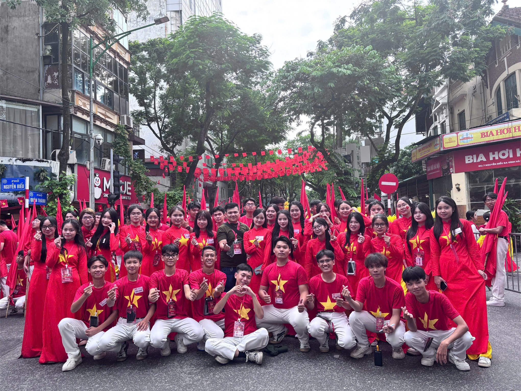Dấu ấn sinh viên Trường Ngoại ngữ – Du lịch HaUI tại A80: Lan tỏa tinh thần dân tộc, khát vọng cống hiến và trách nhiệm cộng đồng