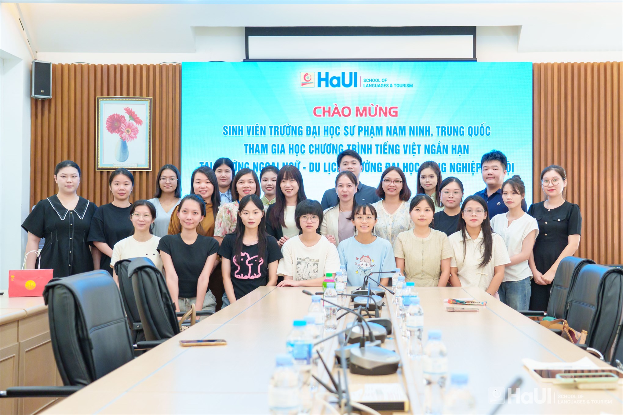 Khai giảng khóa đào tạo Tiếng Việt ngắn hạn cho sinh viên Trường Đại học Sư phạm Nam Ninh (Trung Quốc)