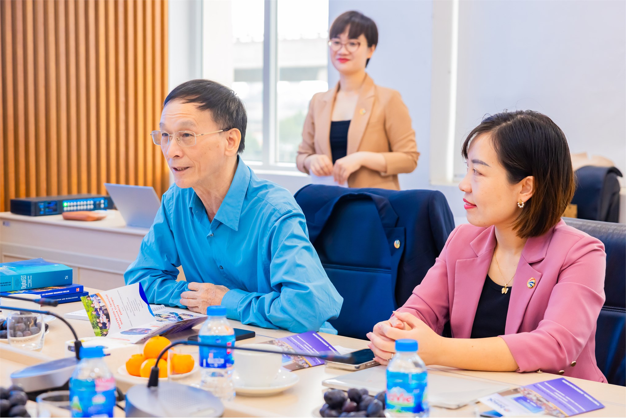 Trường Ngoại ngữ - Du lịch tiếp đón đại diện Trường Monash University (Úc) tới thăm và làm việc