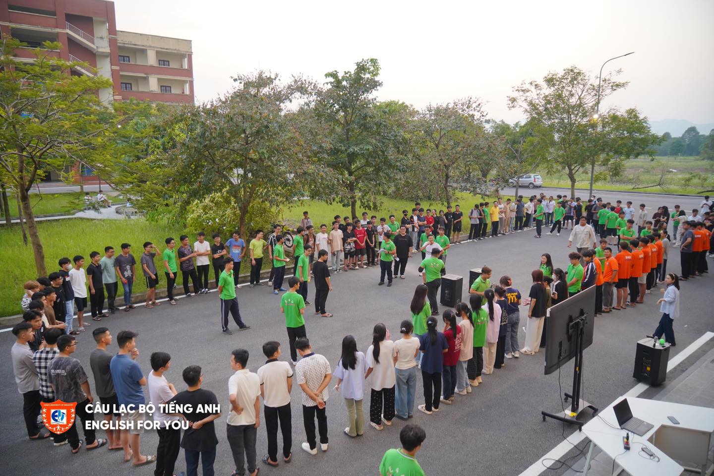 E4U – Hành trình 10 năm gắn kết và phát triển cộng đồng học tiếng Anh HaUI