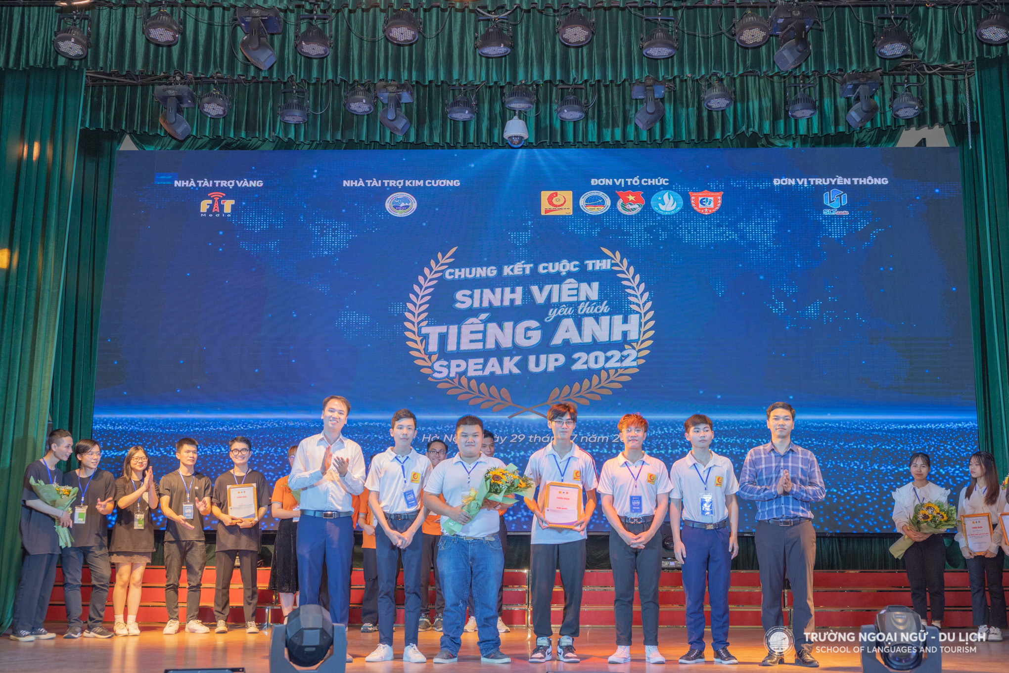 E4U – Hành trình 10 năm gắn kết và phát triển cộng đồng học tiếng Anh HaUI