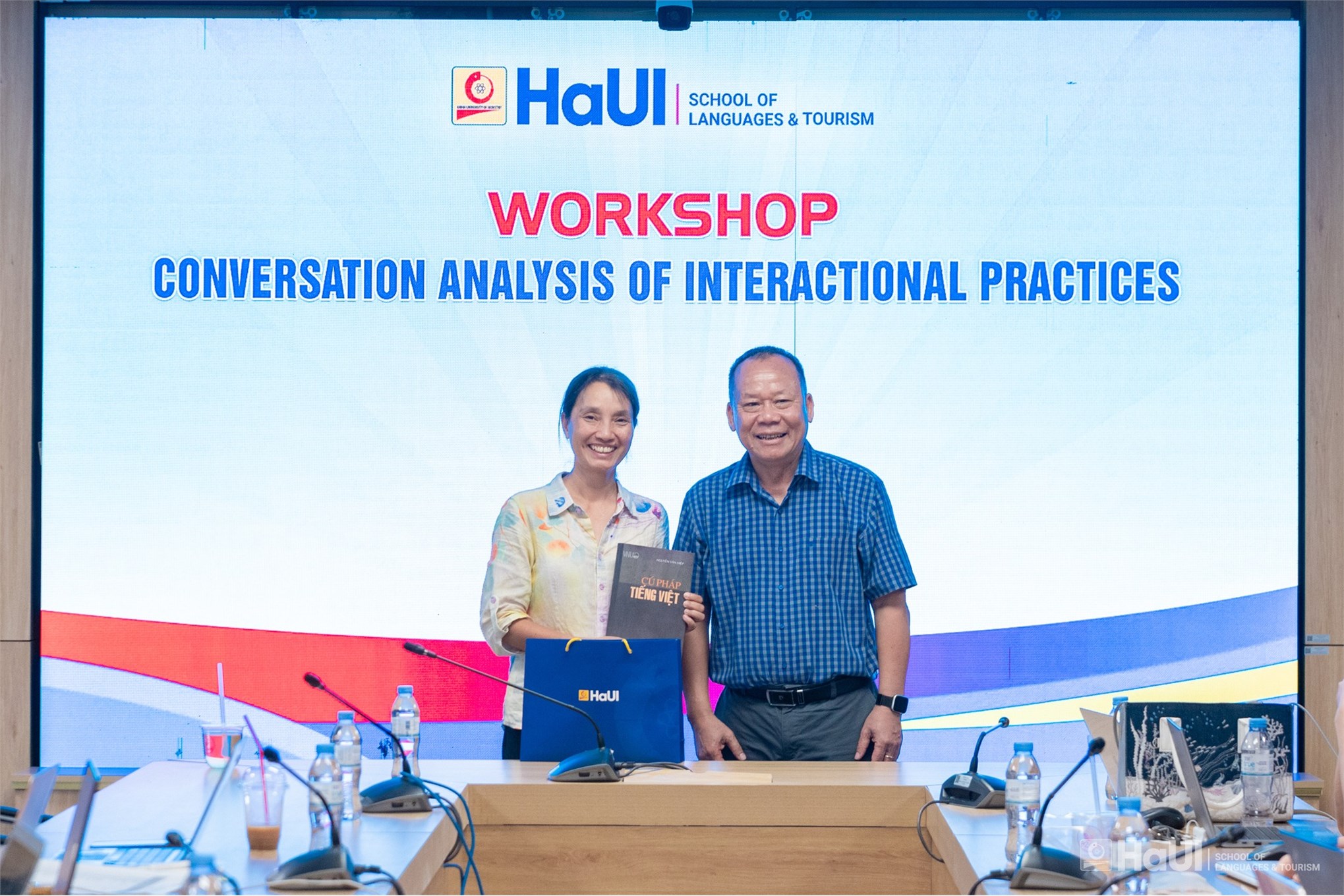 Workshop “Topics and Issues in Conversation Analysis of Vietnamese Data” tại Trường Ngoại ngữ – Du lịch
