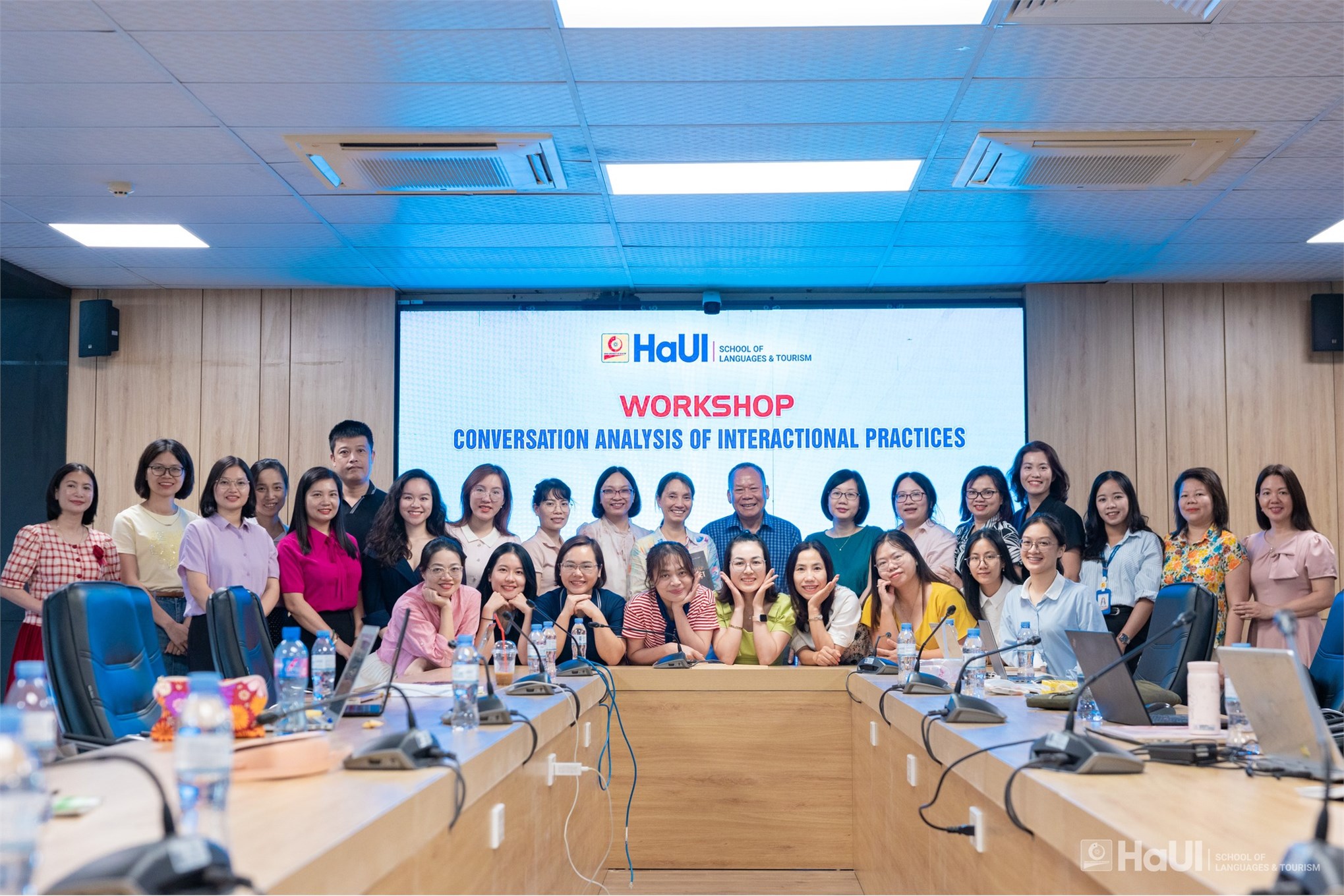 Workshop “Topics and Issues in Conversation Analysis of Vietnamese Data” tại Trường Ngoại ngữ – Du lịch
