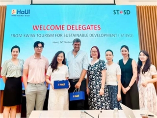 Trường Ngoại ngữ – Du lịch làm việc với Dự án ST4SD về hợp tác đào tạo du lịch bền vững