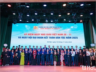 Phó Chủ tịch Thường trực Quốc hội Đỗ Văn Chiến dự Ngày hội Đại đoàn kết toàn dân tộc và Kỷ niệm Ngày Nhà giáo Việt Nam tại Trường Đại học Công nghiệp Hà Nội