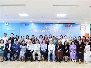 Giảng viên Khoa Ngôn ngữ Anh tham gia tập huấn biên soạn đề thi quốc tế Aptis ESOL