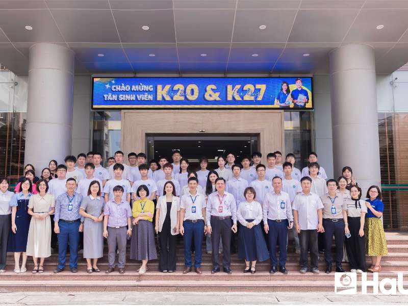 Trường Ngoại ngữ – Du lịch đón 03 sinh viên trao đổi Trường Đại học KHKT Quảng Tây (Trung Quốc) đến học tập