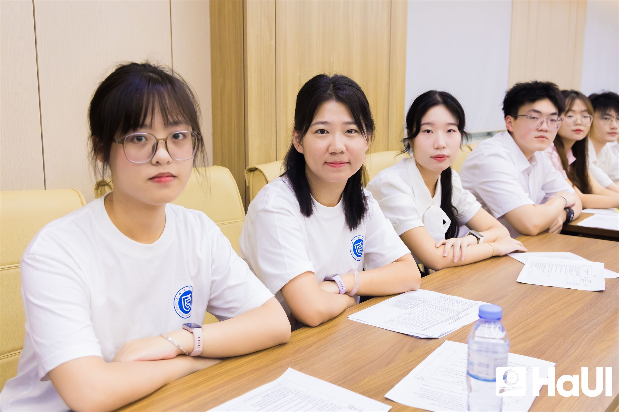 Trường Ngoại ngữ – Du lịch đón 03 sinh viên trao đổi Trường Đại học KHKT Quảng Tây (Trung Quốc) đến học tập