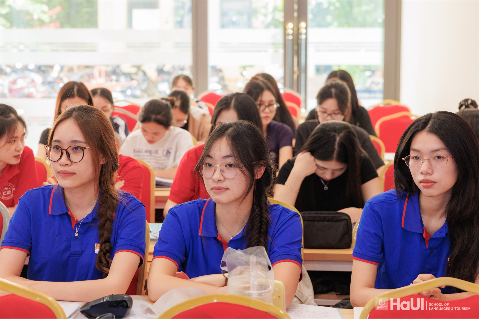 Tọa đàm học thuật ngành Trung Quốc học: `Khái luận và lịch sử phát triển khu vực học`