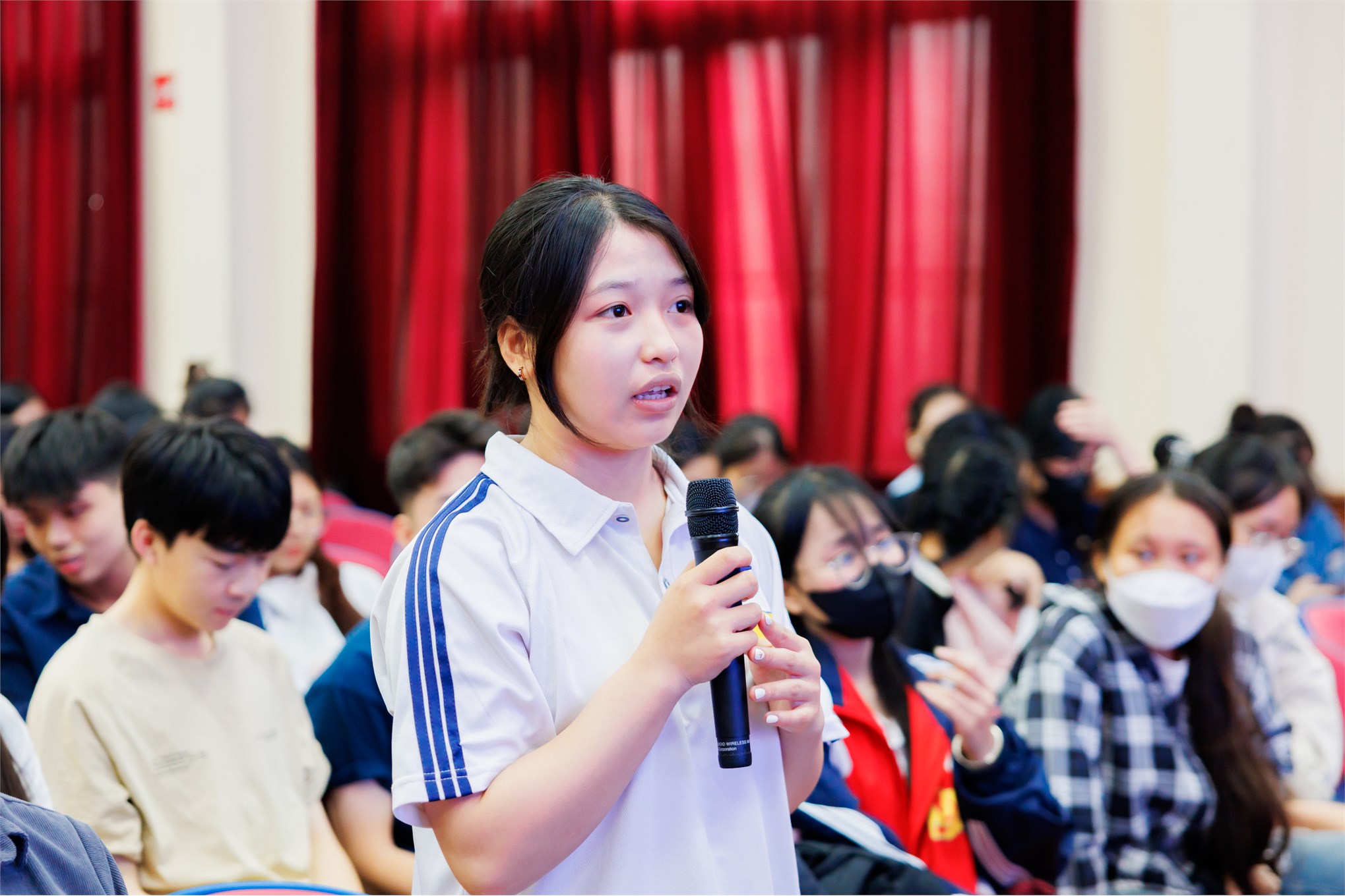 Công ty Cổ phần Dịch vụ Nhân lực Hàng không GMB đồng hành cùng Trường Ngoại ngữ – Du lịch định hướng nghề nghiệp lĩnh vực hàng không