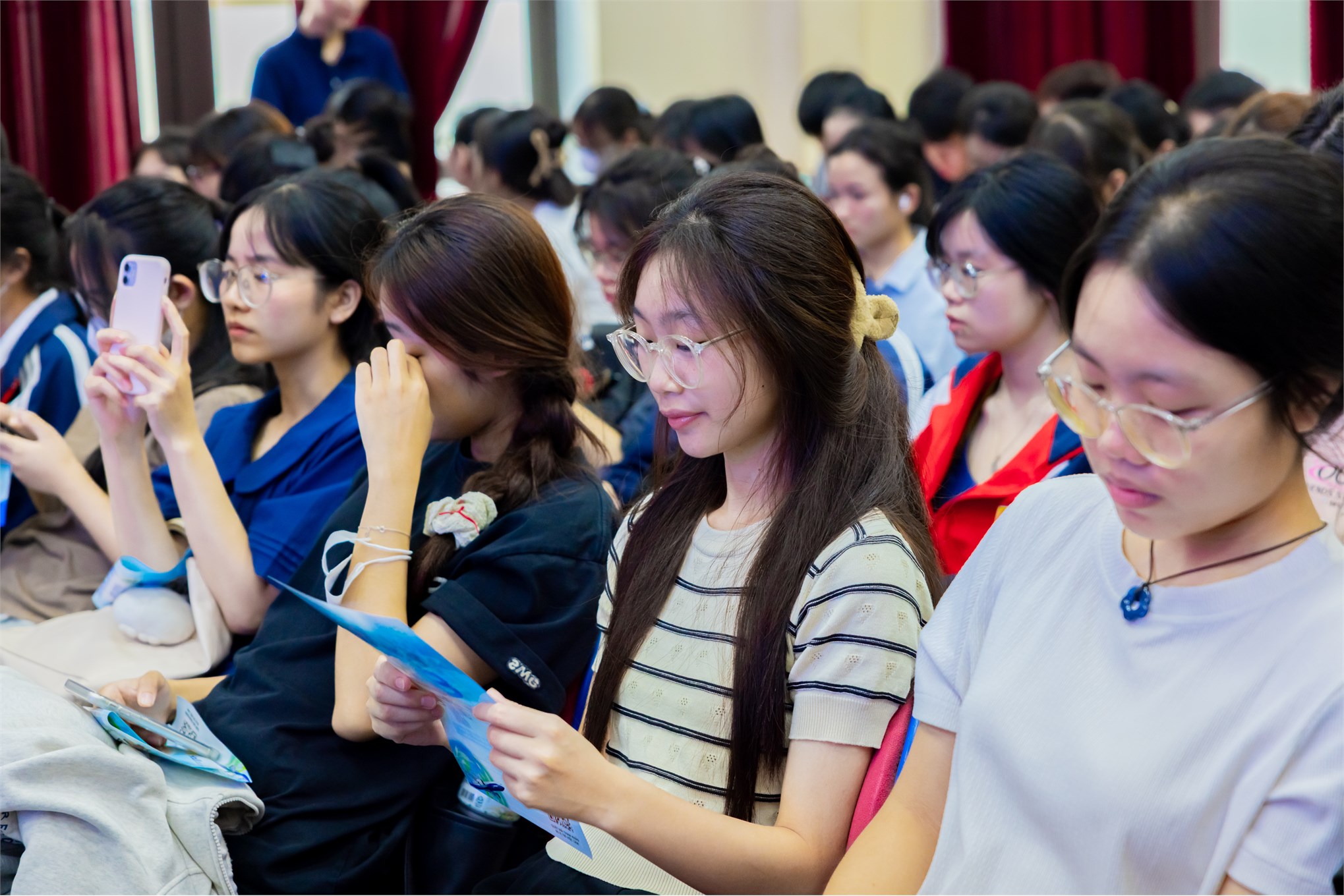 Công ty Cổ phần Dịch vụ Nhân lực Hàng không GMB đồng hành cùng Trường Ngoại ngữ – Du lịch định hướng nghề nghiệp lĩnh vực hàng không
