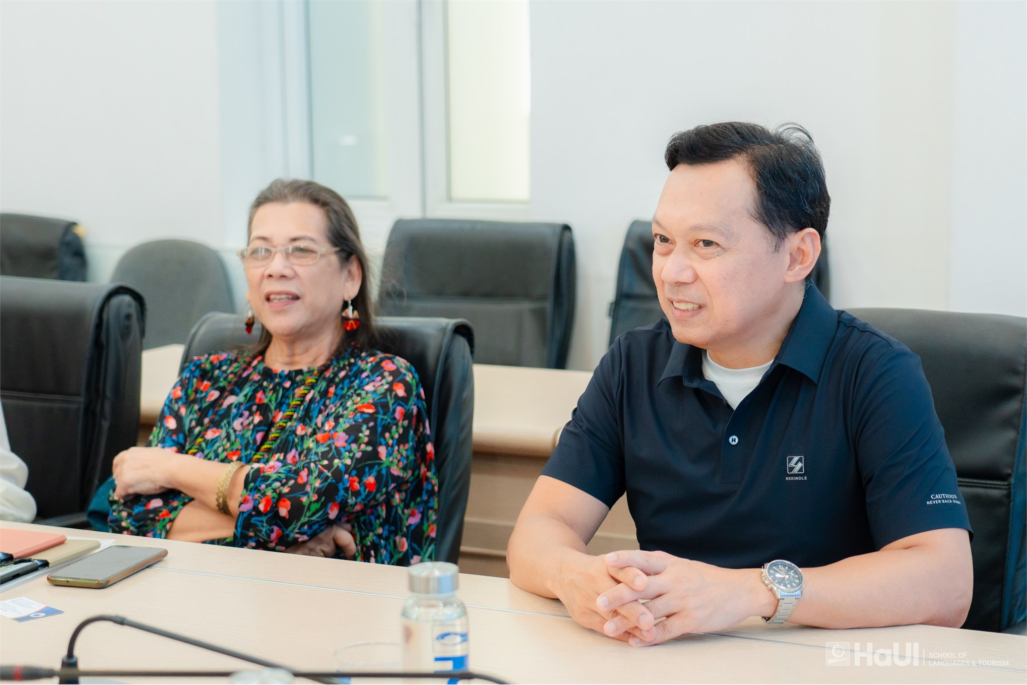 Trường Ngoại ngữ – Du lịch tiếp đón đại diện Asian Social Institute (Philippines) trao đổi cơ hội hợp tác đào tạo và nghiên cứu