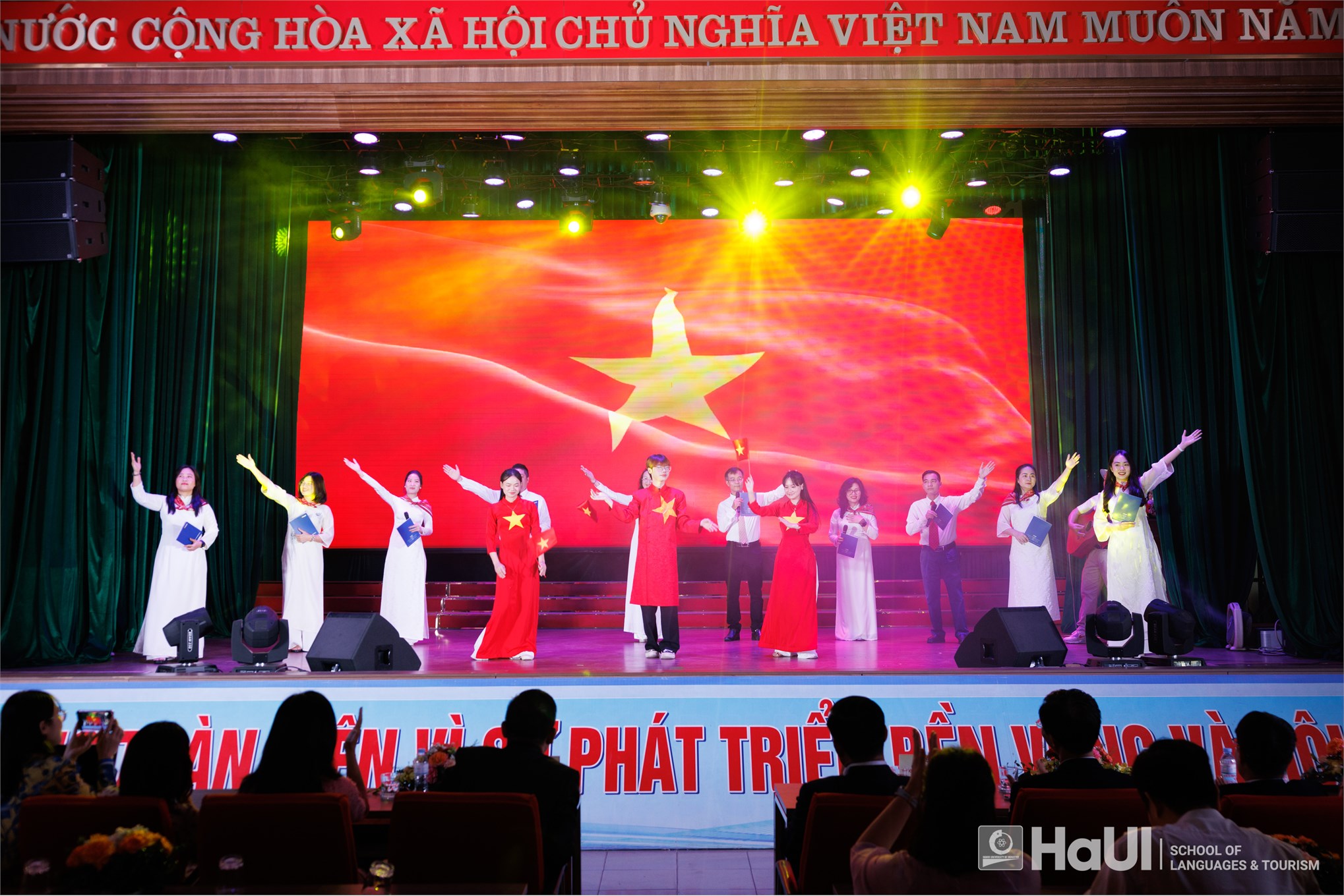 Đại hội Công đoàn bộ phận Trường Ngoại ngữ - Du lịch nhiệm kỳ 2025-2030: Đoàn kết, đổi mới, quyết tâm thực hiện thắng lợi các mục tiêu mới