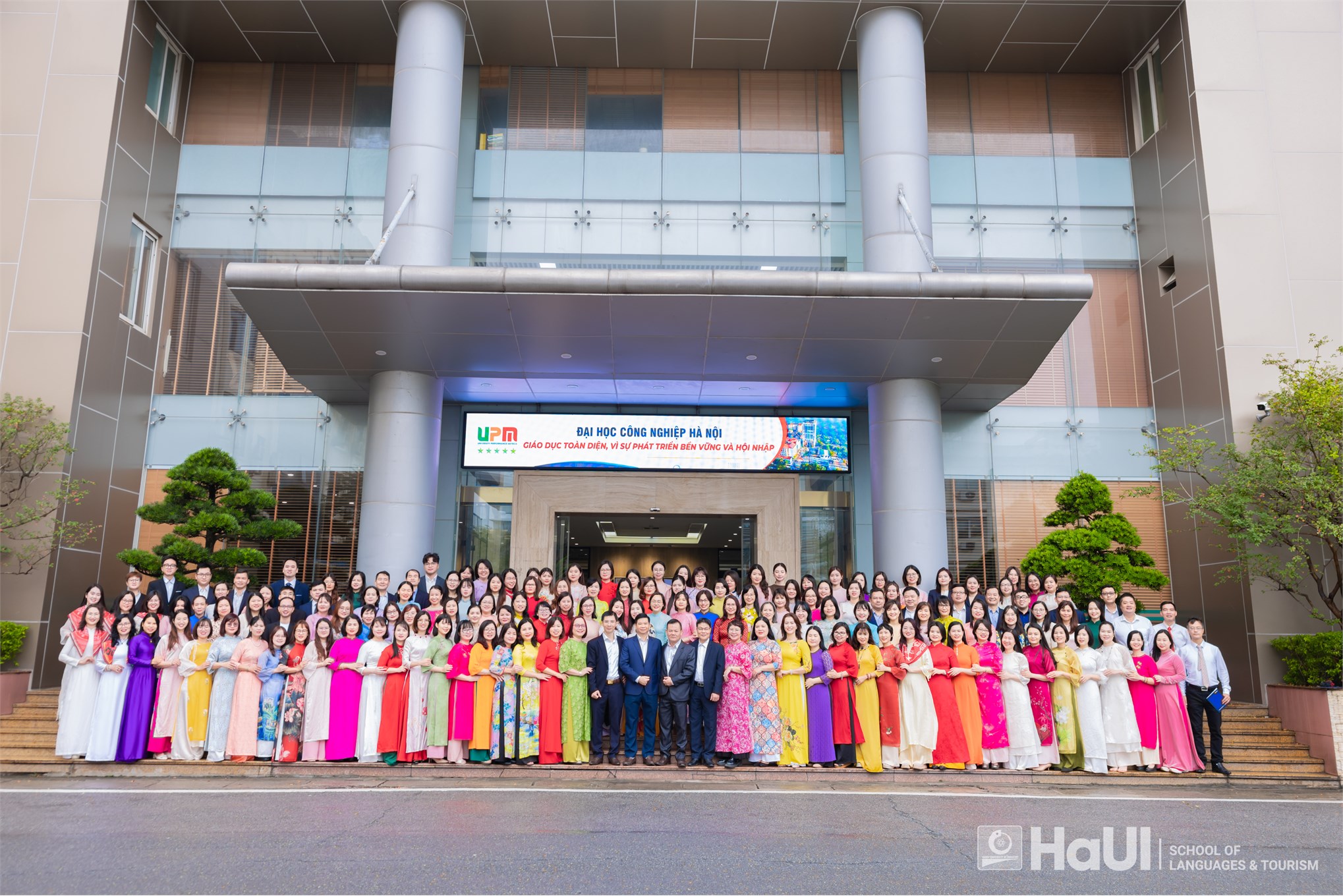 Đại hội Công đoàn bộ phận Trường Ngoại ngữ - Du lịch nhiệm kỳ 2025-2030: Đoàn kết, đổi mới, quyết tâm thực hiện thắng lợi các mục tiêu mới