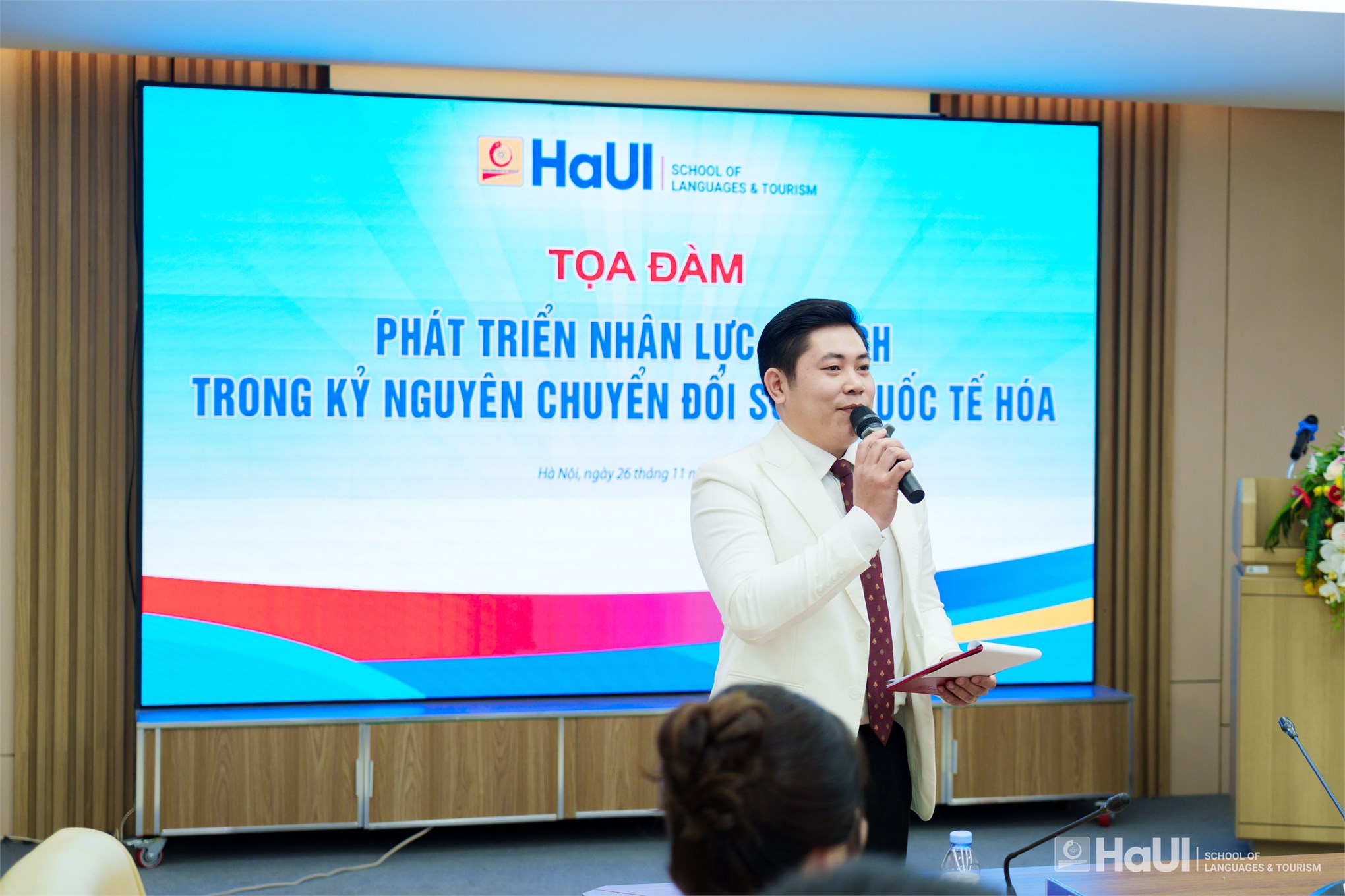 Phát triển nhân lực du lịch trong kỷ nguyên chuyển đổi số và quốc tế hóa